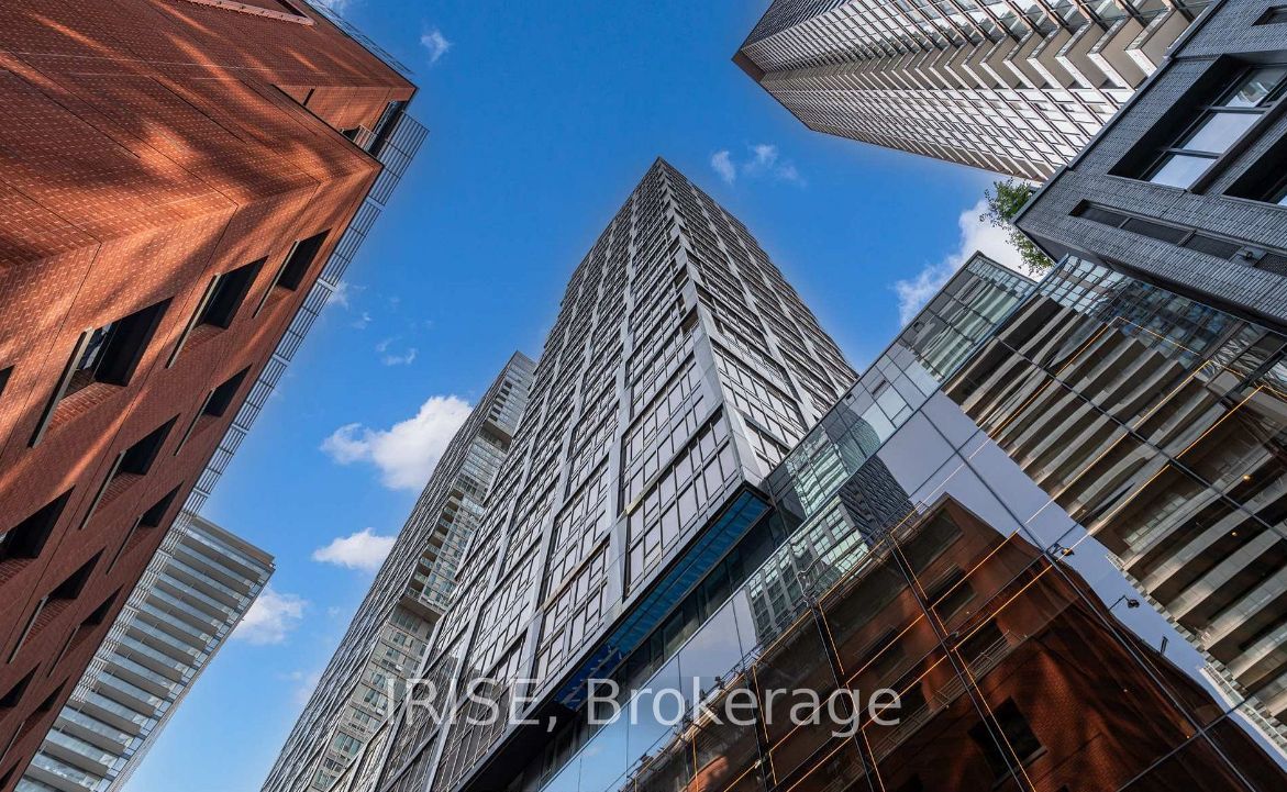 35 Mercer Street 4013, Toronto, ON M5V 0V1