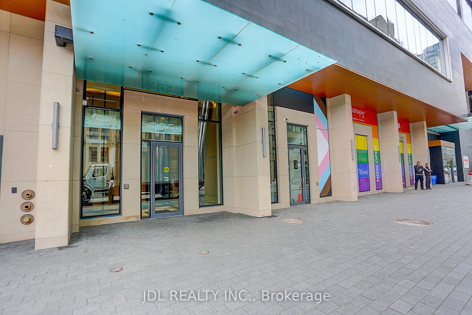 395 Bloor Street E 3902, Toronto, ON M4W 1H7 photo 2