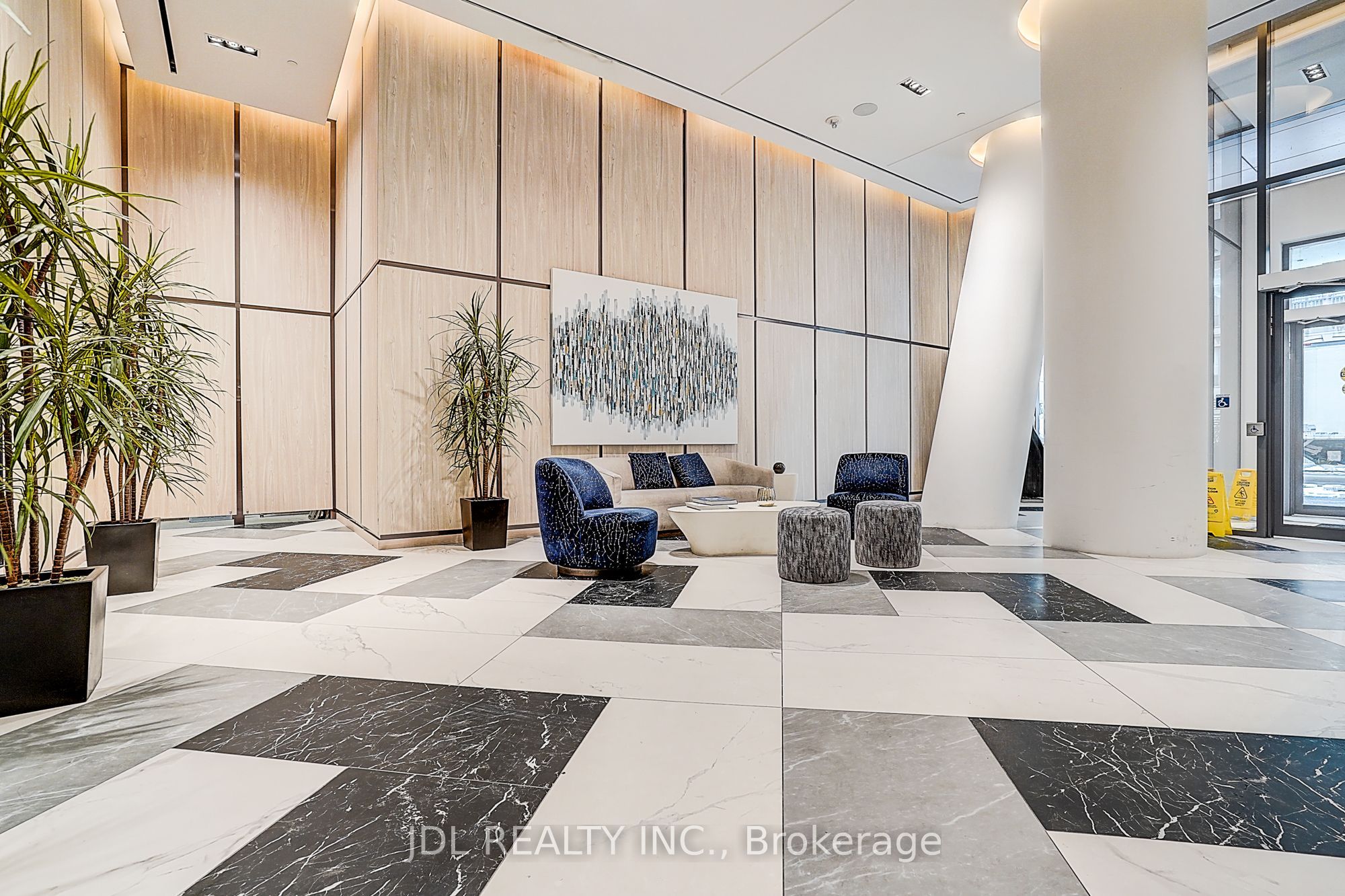 395 Bloor Street E 3902, Toronto, ON M4W 1H7 photo 3