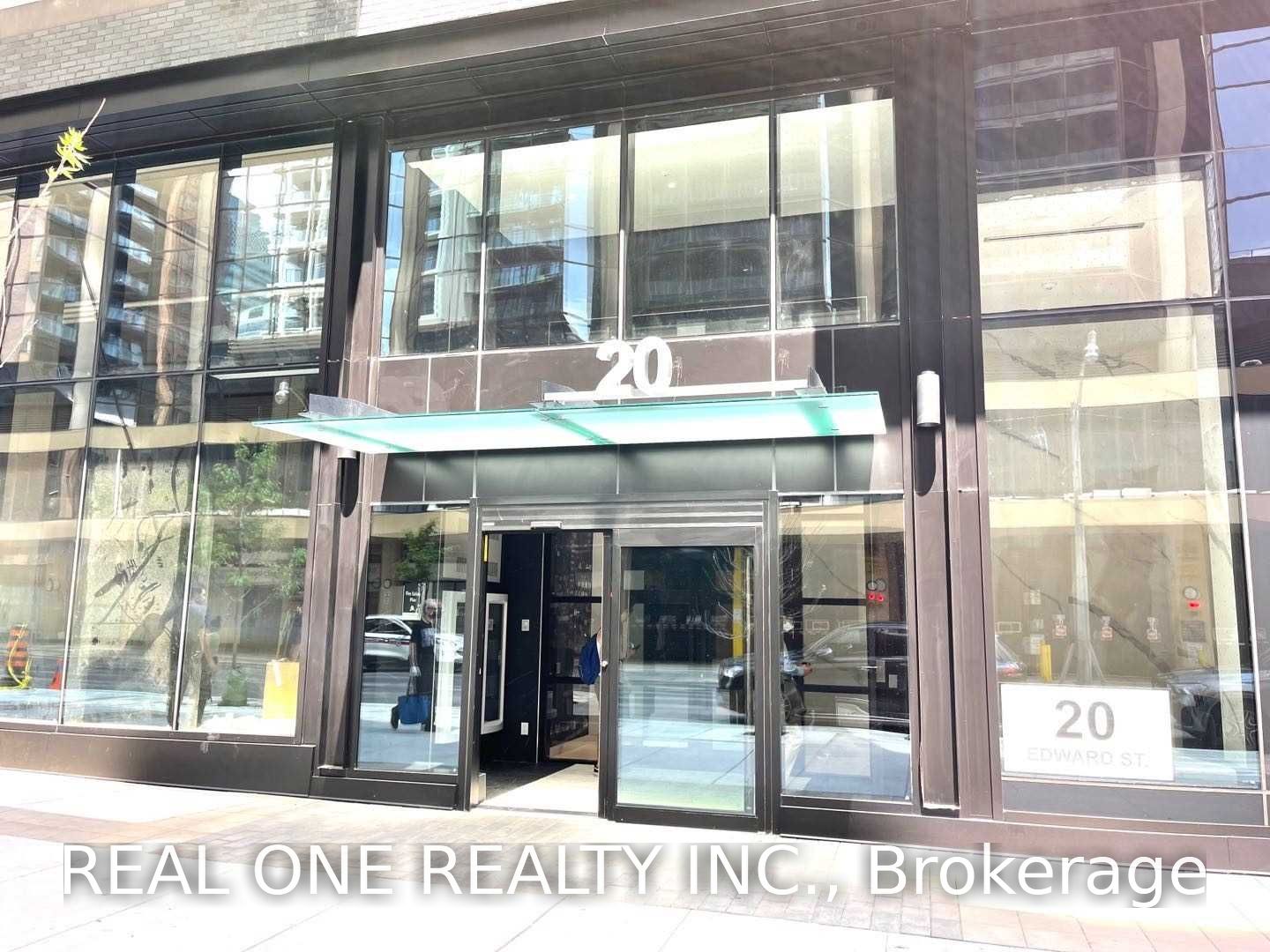 20 Edward Street 2409, Toronto, ON M5G 1C9 photo 2