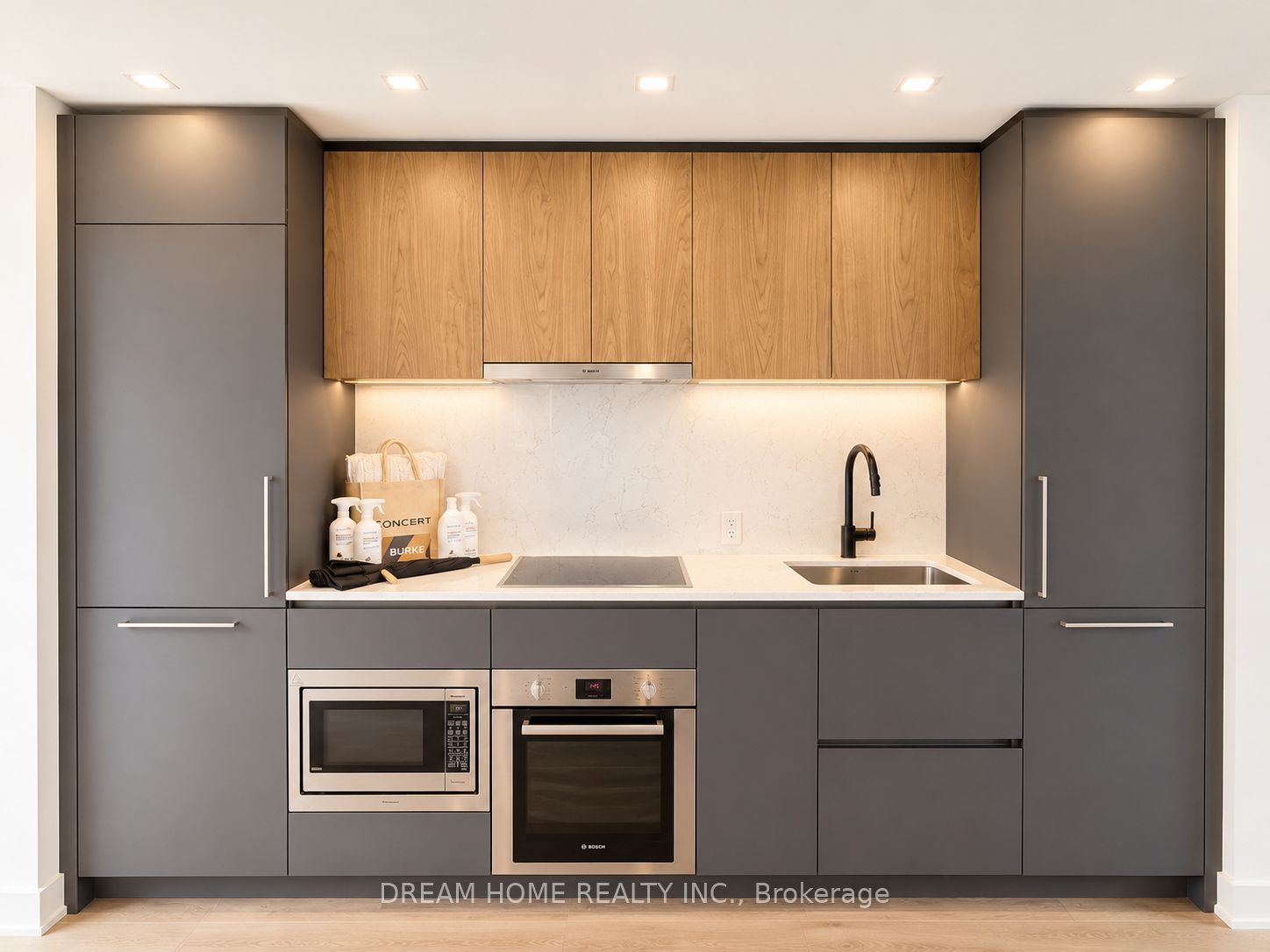 609 Sherbourne Street 3806, Toronto, ON M4X 0A4 photo 3
