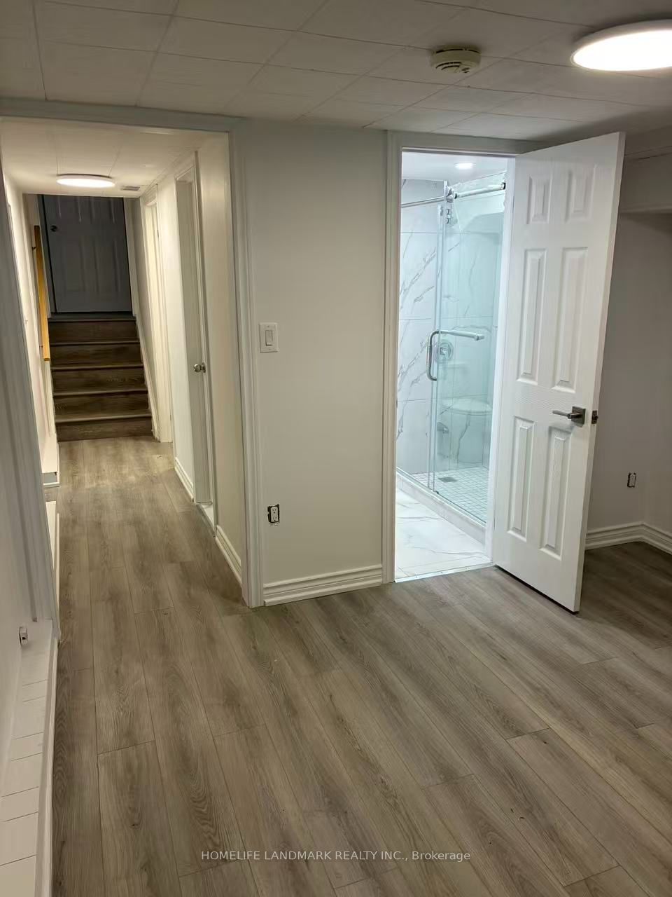 126 Roywood Drive lower, Toronto, ON M3A 2E1 photo 4