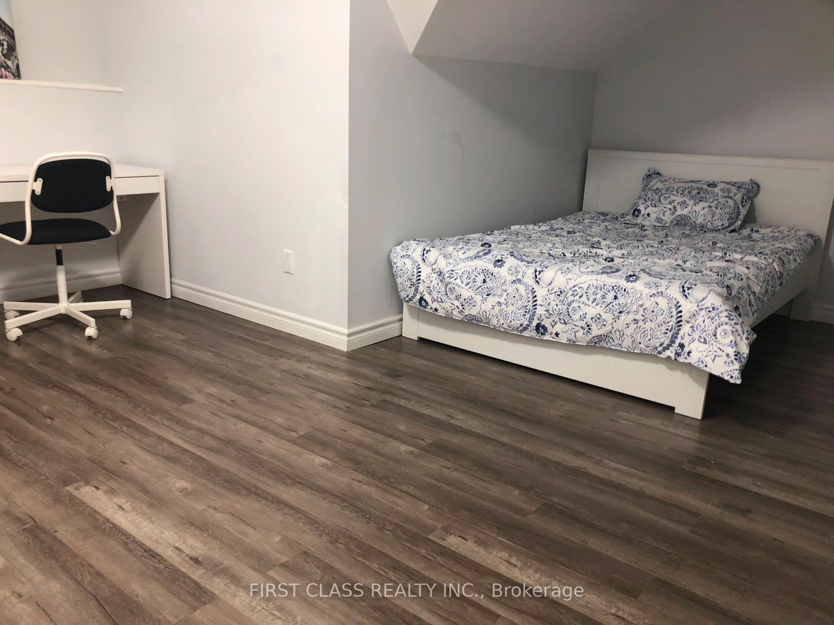 524 Bathurst Street 3rd Floor, Toronto, ON M5S 2P9 photo 5