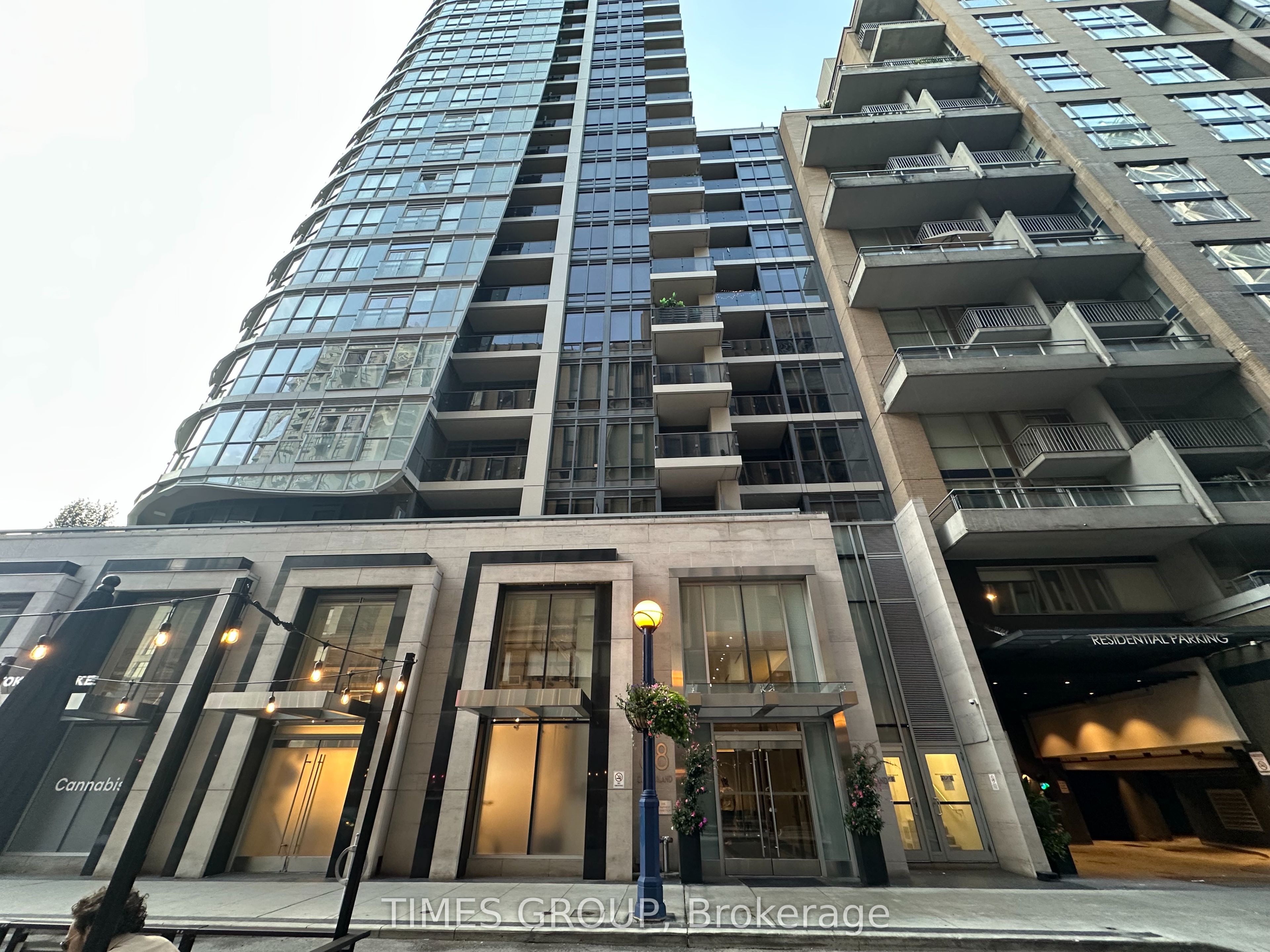 88 Cumberland Street 509, Toronto, ON M5R 0C8