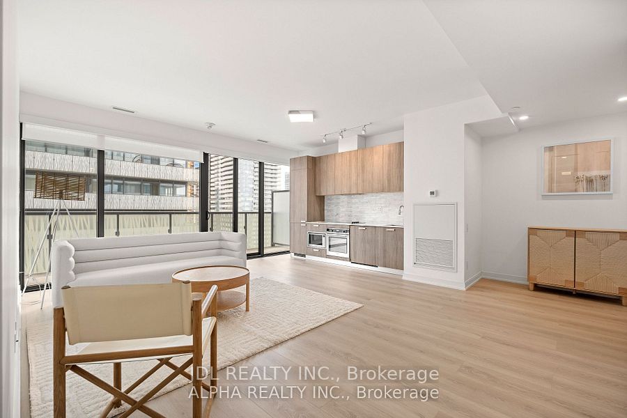 50 Charles St East Street 4307, Toronto, ON M4Y 0C3 photo 3