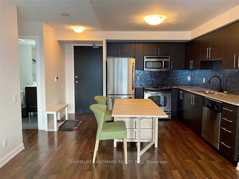17 Anndale Drive 1902, Toronto, ON M2N 2W7 photo 5