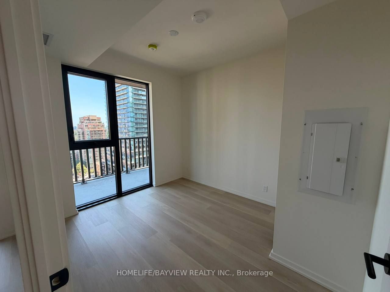 109 Erskine Avenue 1504, Toronto, ON M4P 0G8 photo 4
