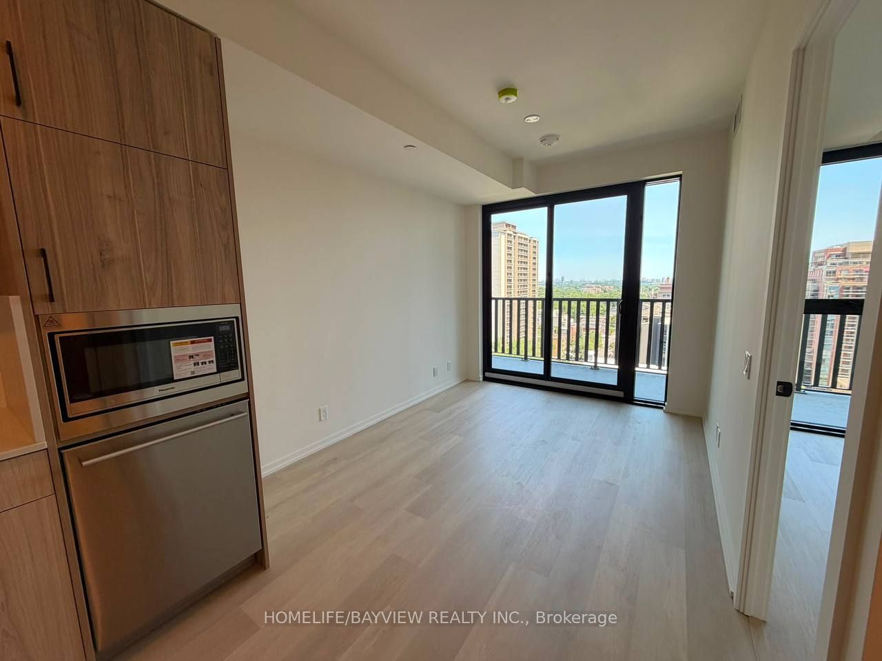 109 Erskine Avenue 1504, Toronto, ON M4P 0G8 photo 5