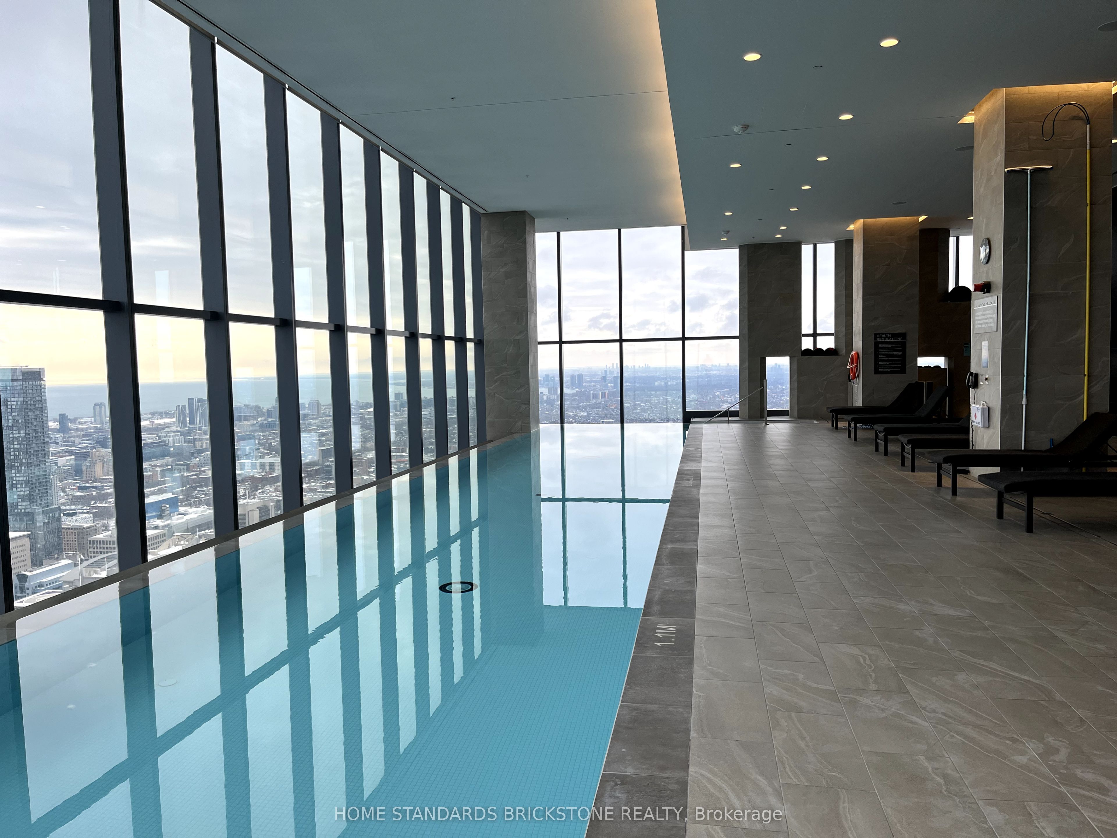 7 Grenville Street 3912, Toronto, ON M4Y 0E9 photo 3