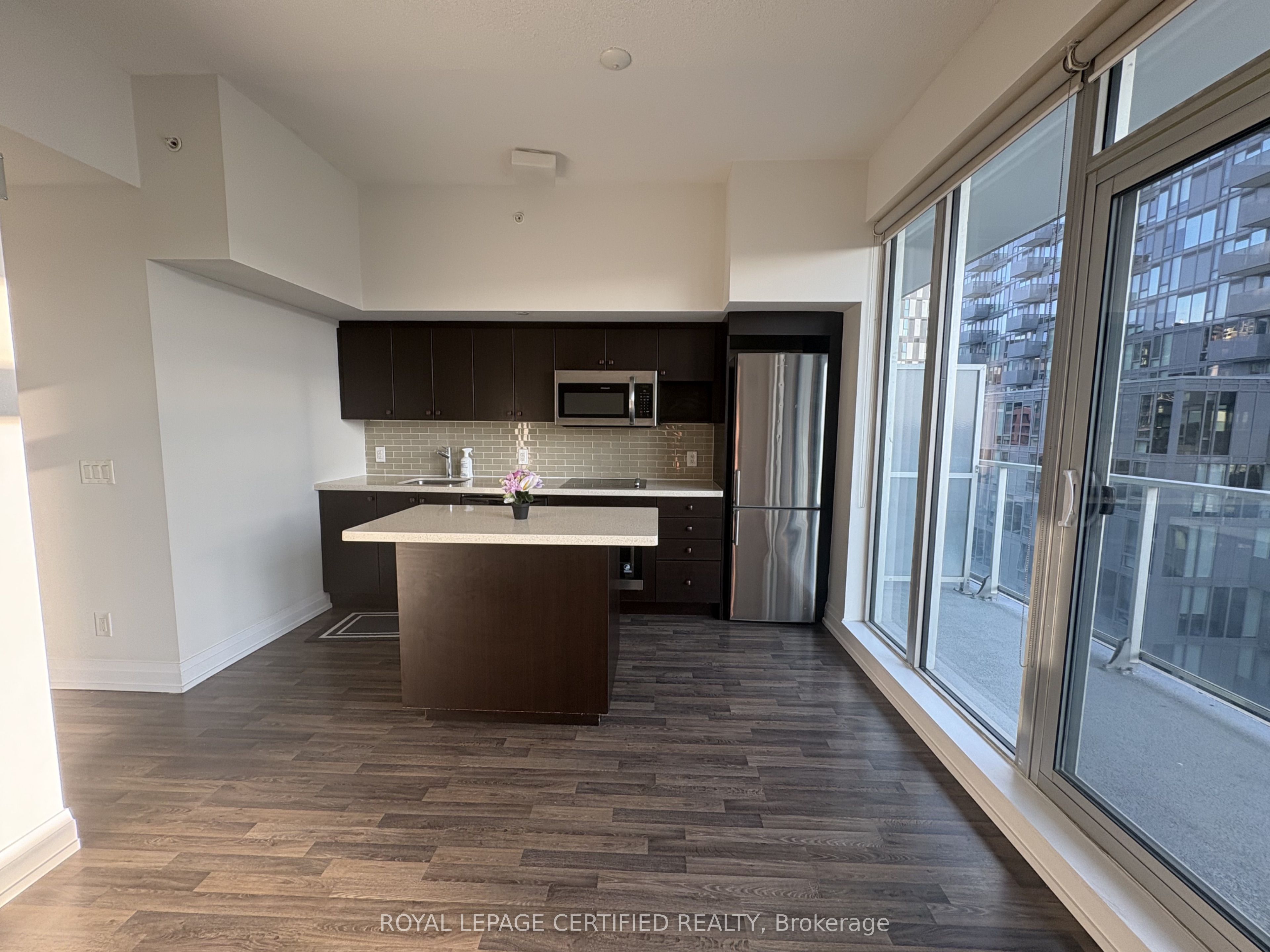 565 Wilson Avenue 606W, Toronto, ON M3H 5Y6 photo 4