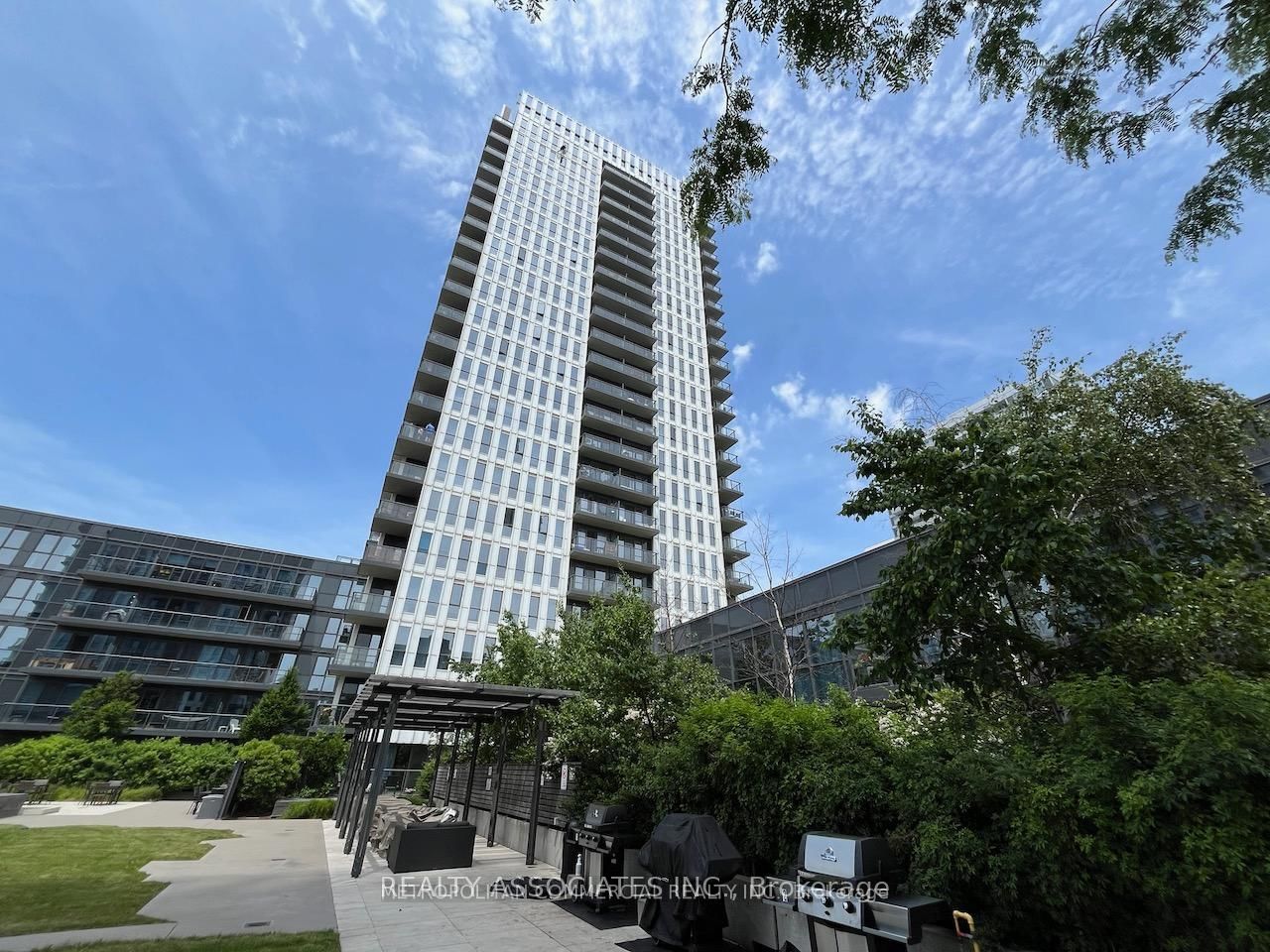 170 Sumach Street 2008, Toronto, ON M5A 0C3 photo 2