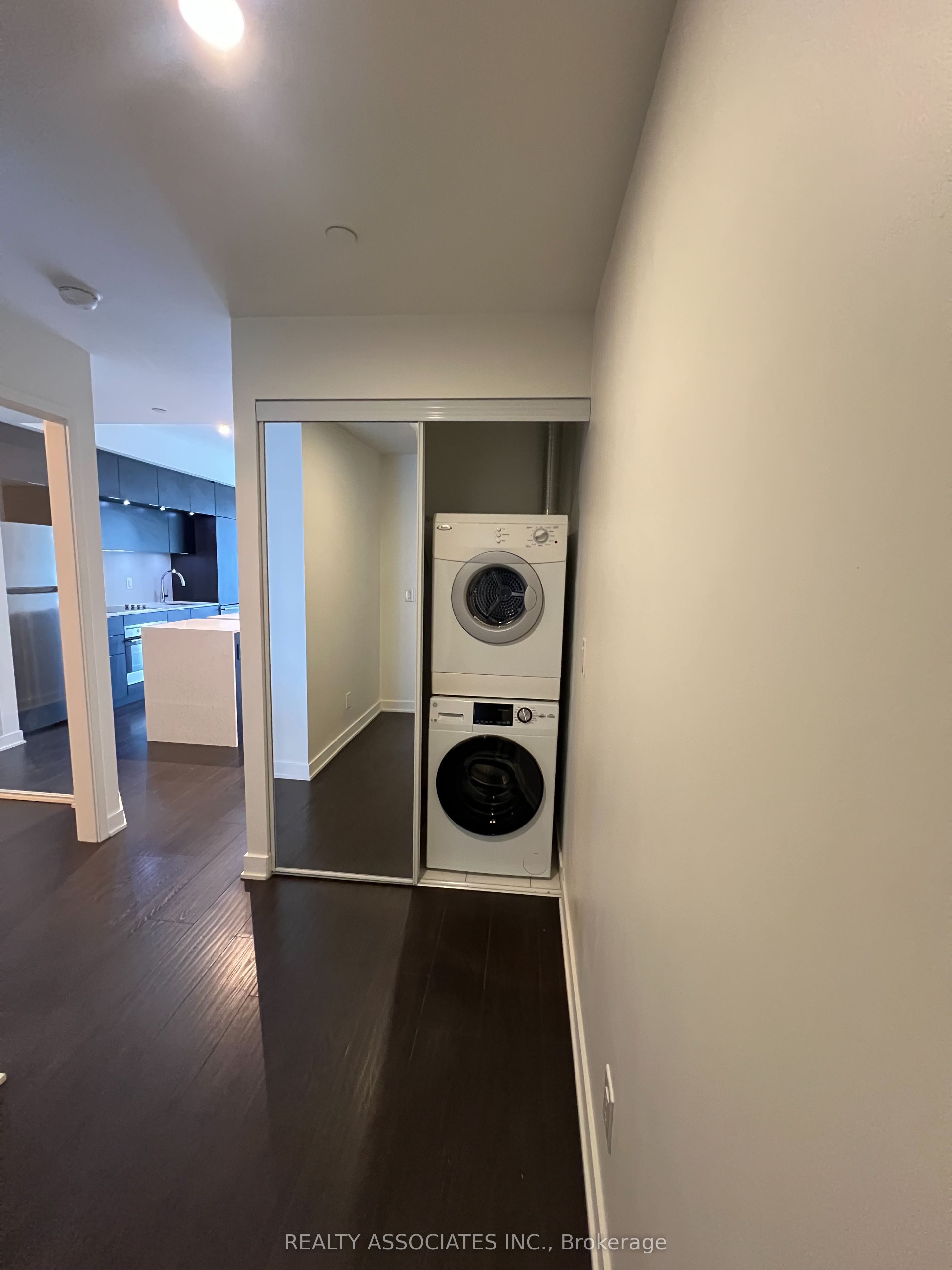 170 Sumach Street 2008, Toronto, ON M5A 0C3 photo 5