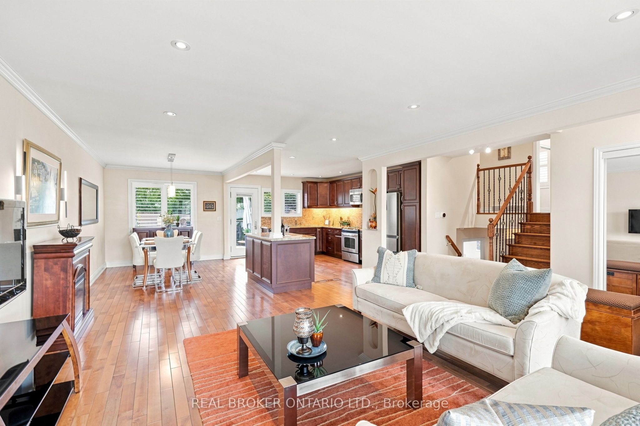 169 Kennard Avenue, Toronto, ON M3H 4M8 photo 3