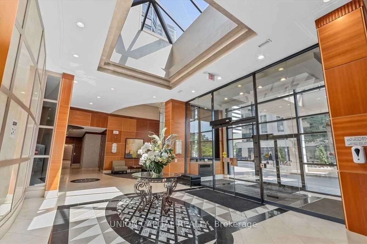 153 Beecroft Road 1203, Toronto, ON M2N 7C5 photo 4