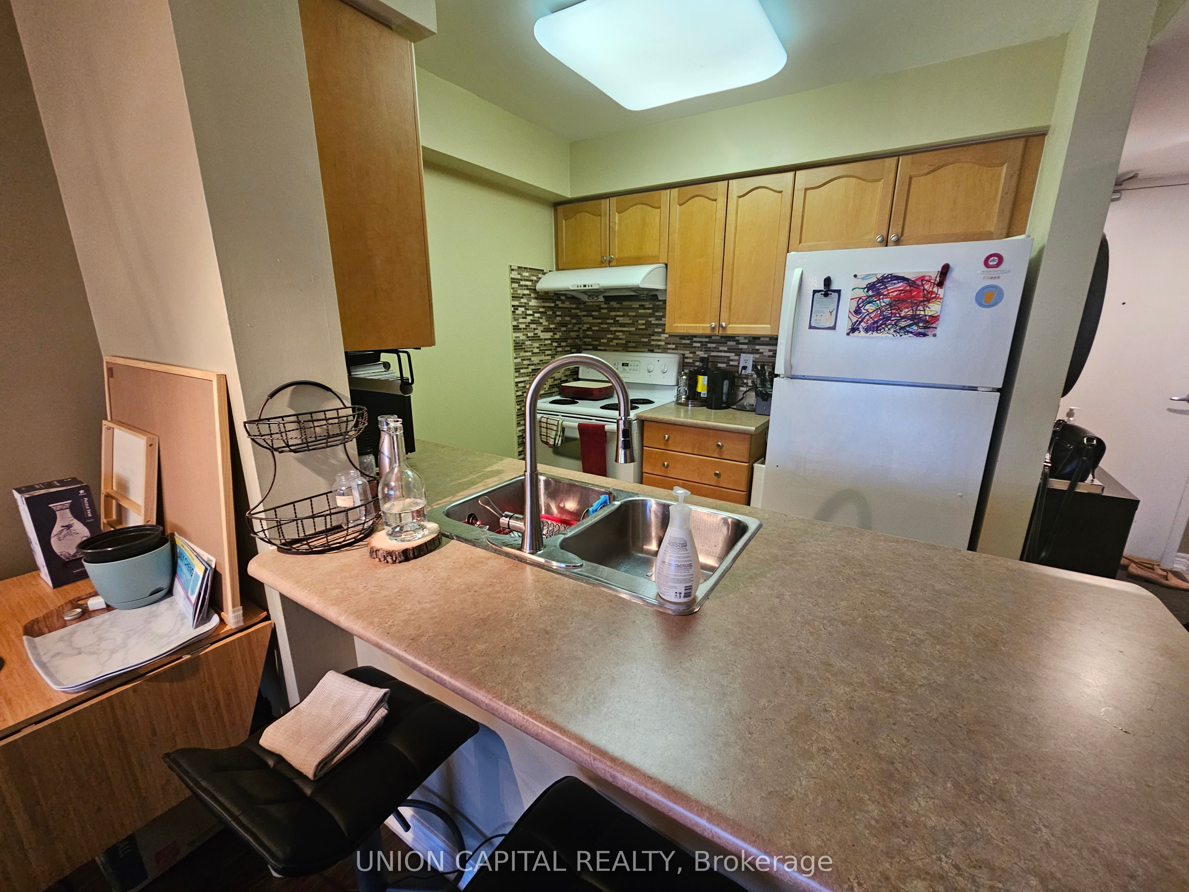 153 Beecroft Road 1203, Toronto, ON M2N 7C5 photo 5