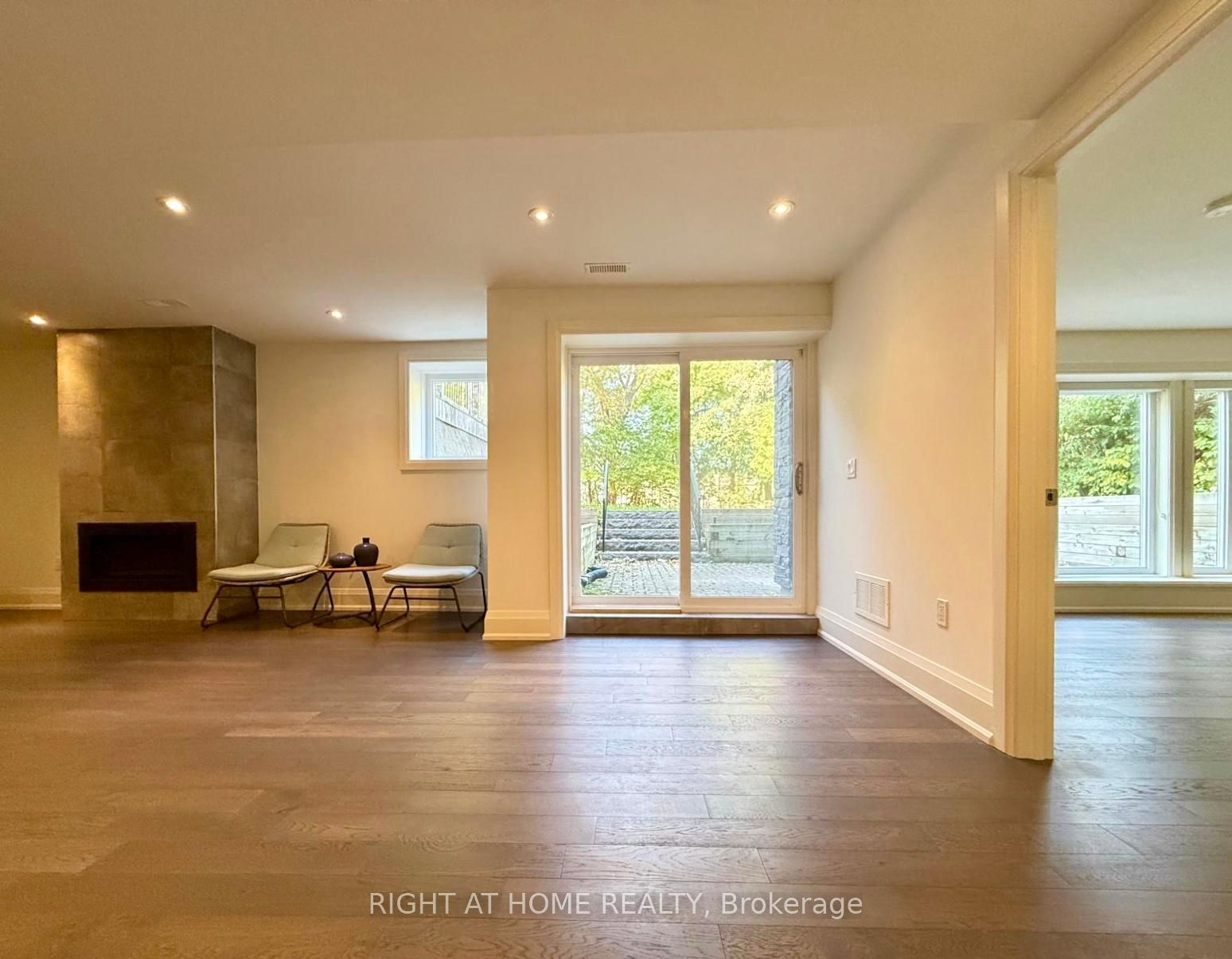 56 Lloydminster Crescent Basemnt, Toronto, ON M2M 2S1 photo 4
