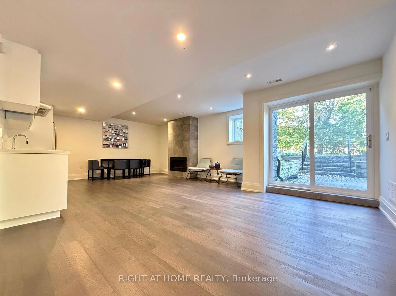 56 Lloydminster Crescent Basemnt, Toronto, ON M2M 2S1 photo 5