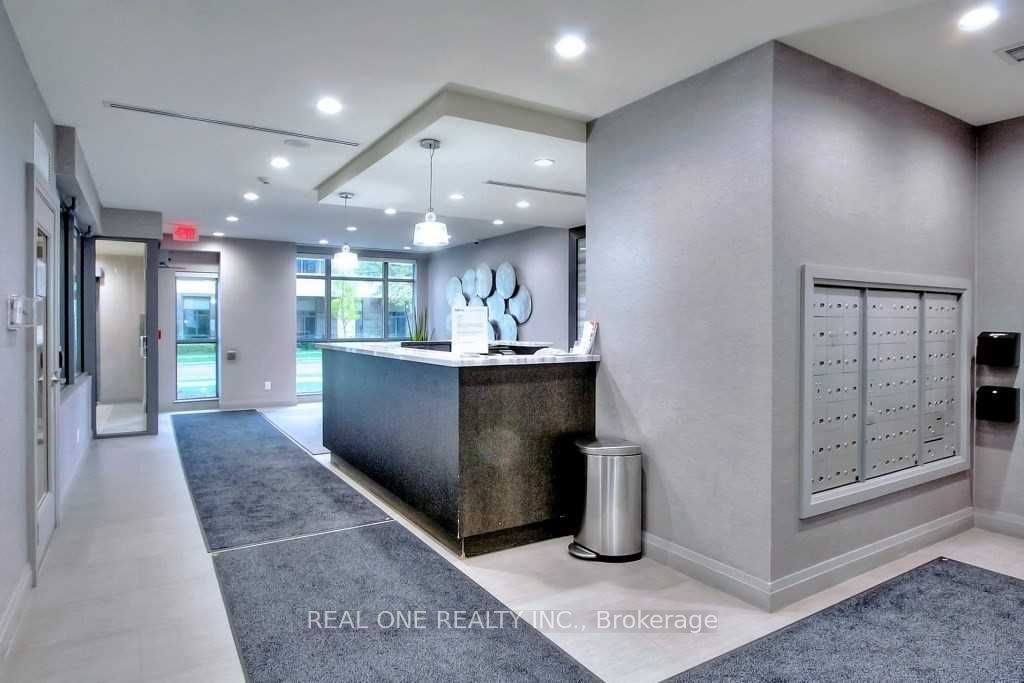 17 Kenaston Gardens 504, Toronto, ON M2K 0B9 photo 4
