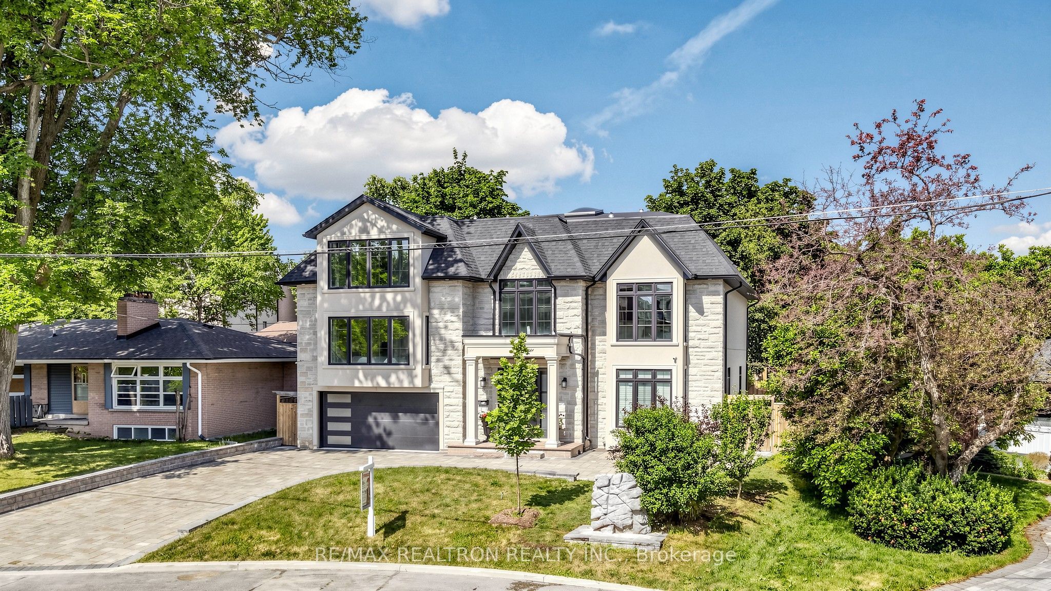 10 Bayberry Crescent, Toronto, ON M2K 1T8 photo 3