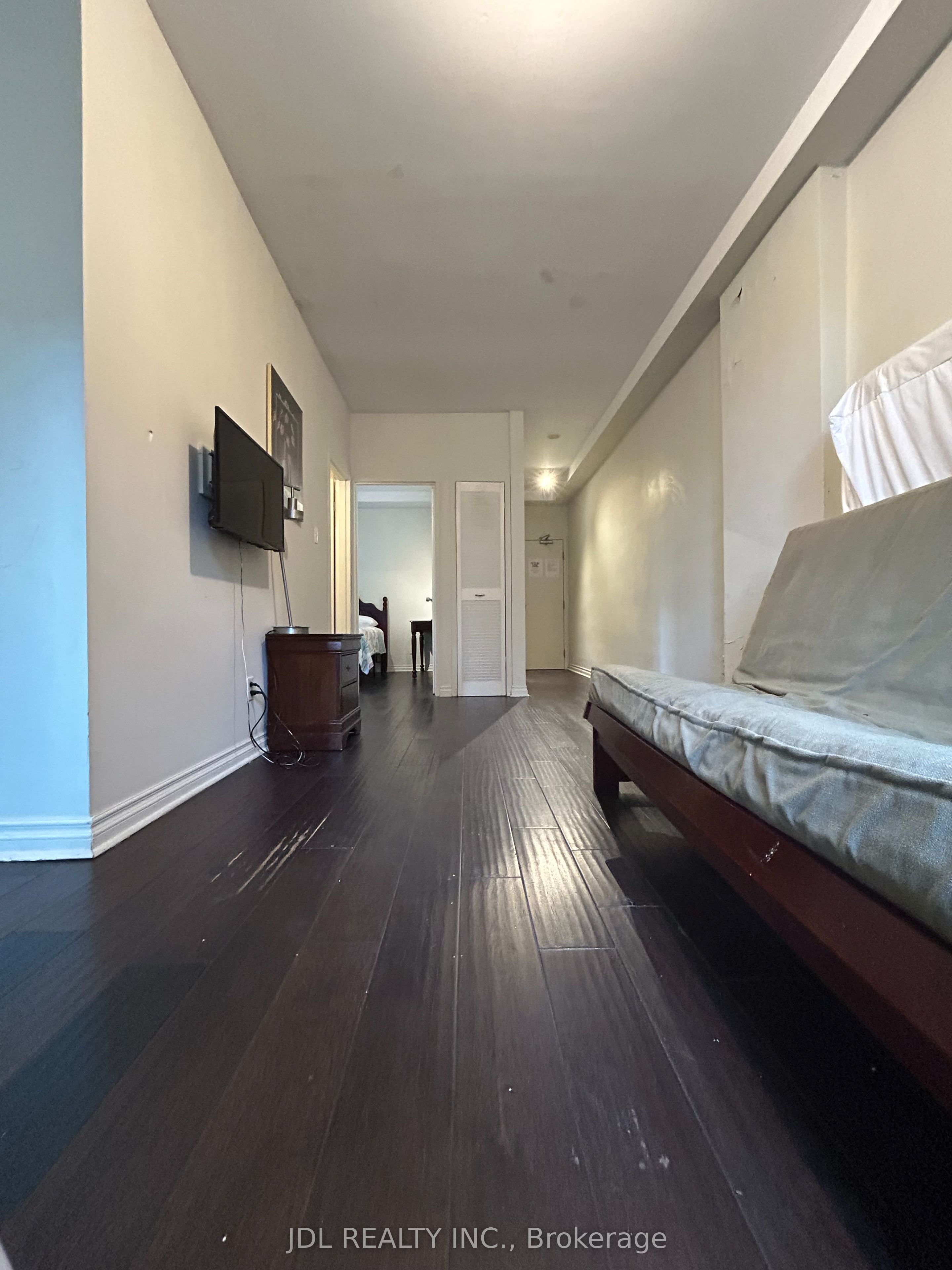 3 Pembroke St Street Entire One Bedroom Unit, Toronto, ON M5A 2N6 photo 3