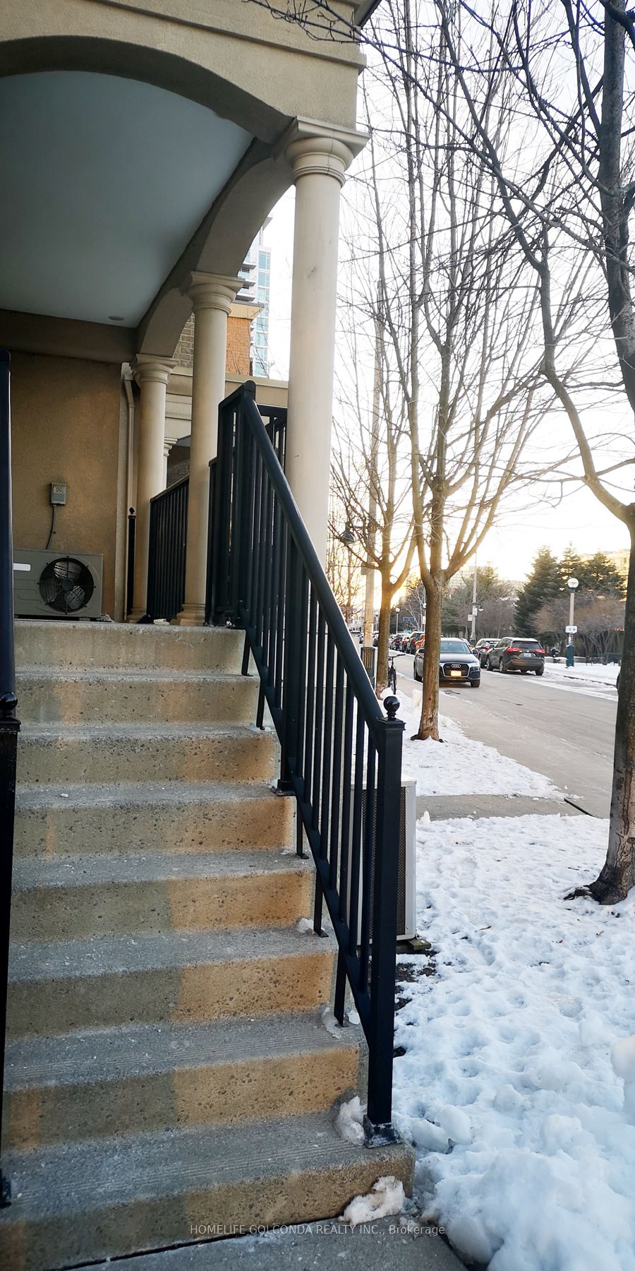 30 Western Battery Road 301, Toronto, ON M6K 3N9 photo 2