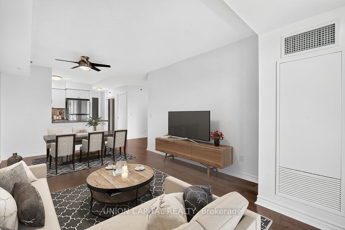35 Saranac Boulevard 602, Toronto, ON M6A 2G4 photo 4