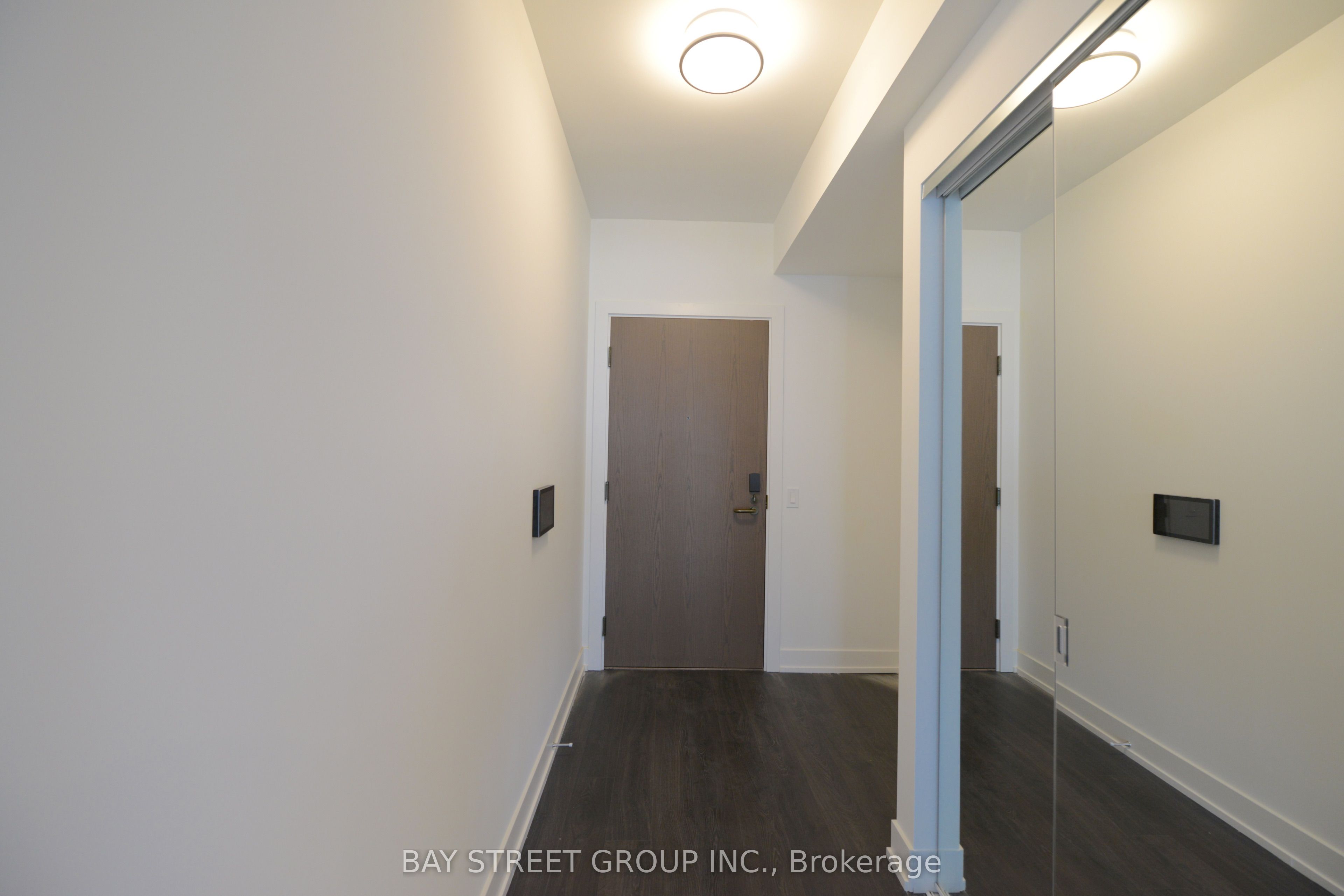 30 Inn On The Park Drive, Toronto, ON M3C 0P7 photo 5