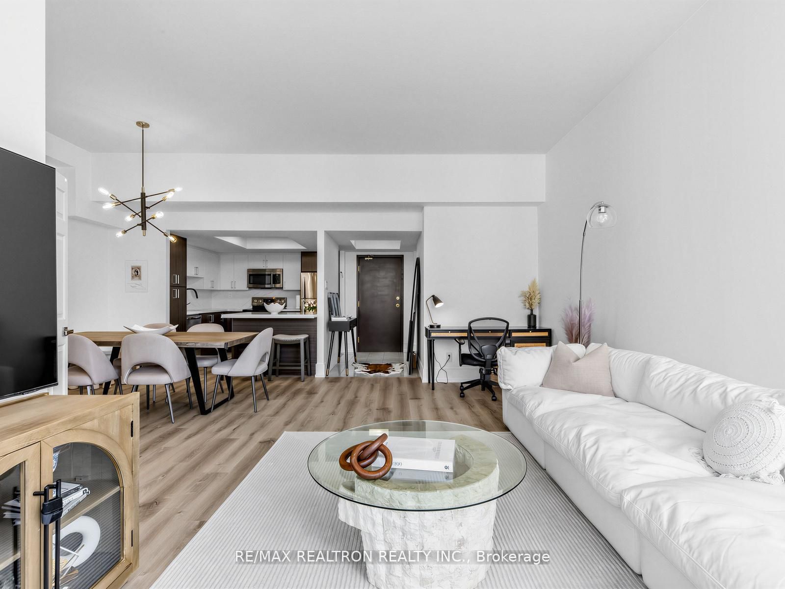 500 Glencairn Avenue 503, Toronto, ON M6B 1Z1 photo 5