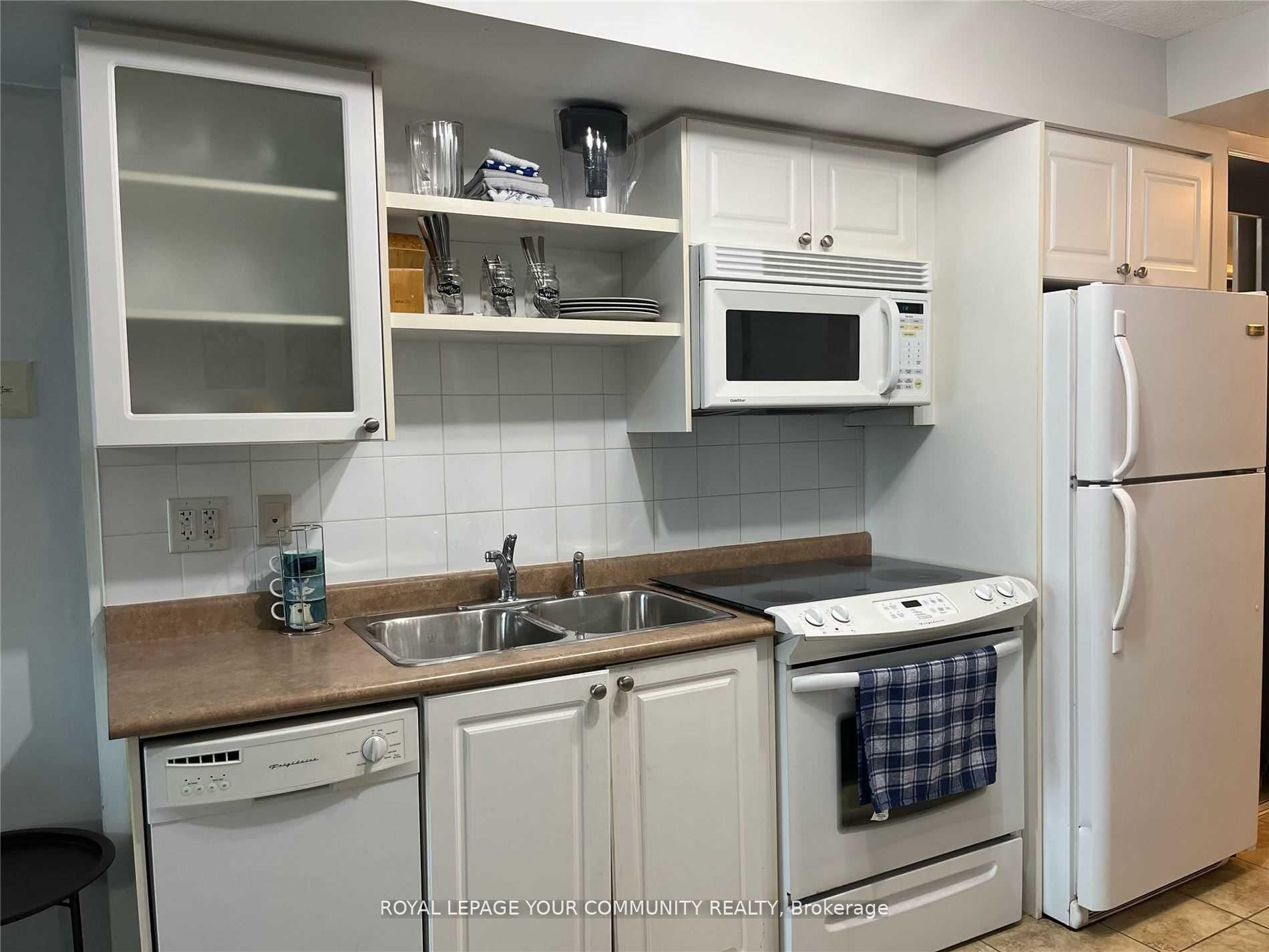 600 Fleet Street 609, Toronto, ON M5V 1B7 photo 4