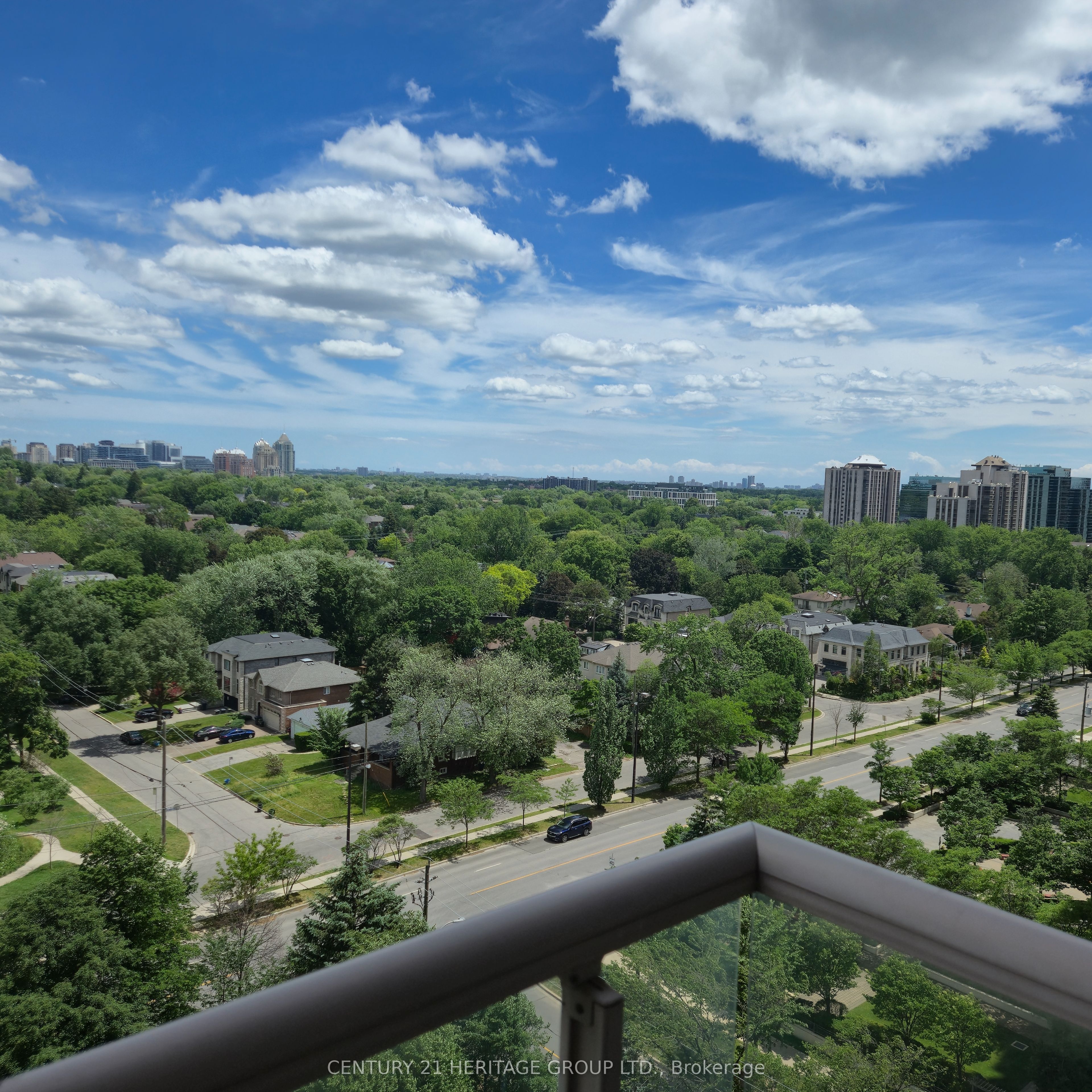 18 Hillcrest Avenue 1403, Toronto, ON M2N 6T5 photo 3