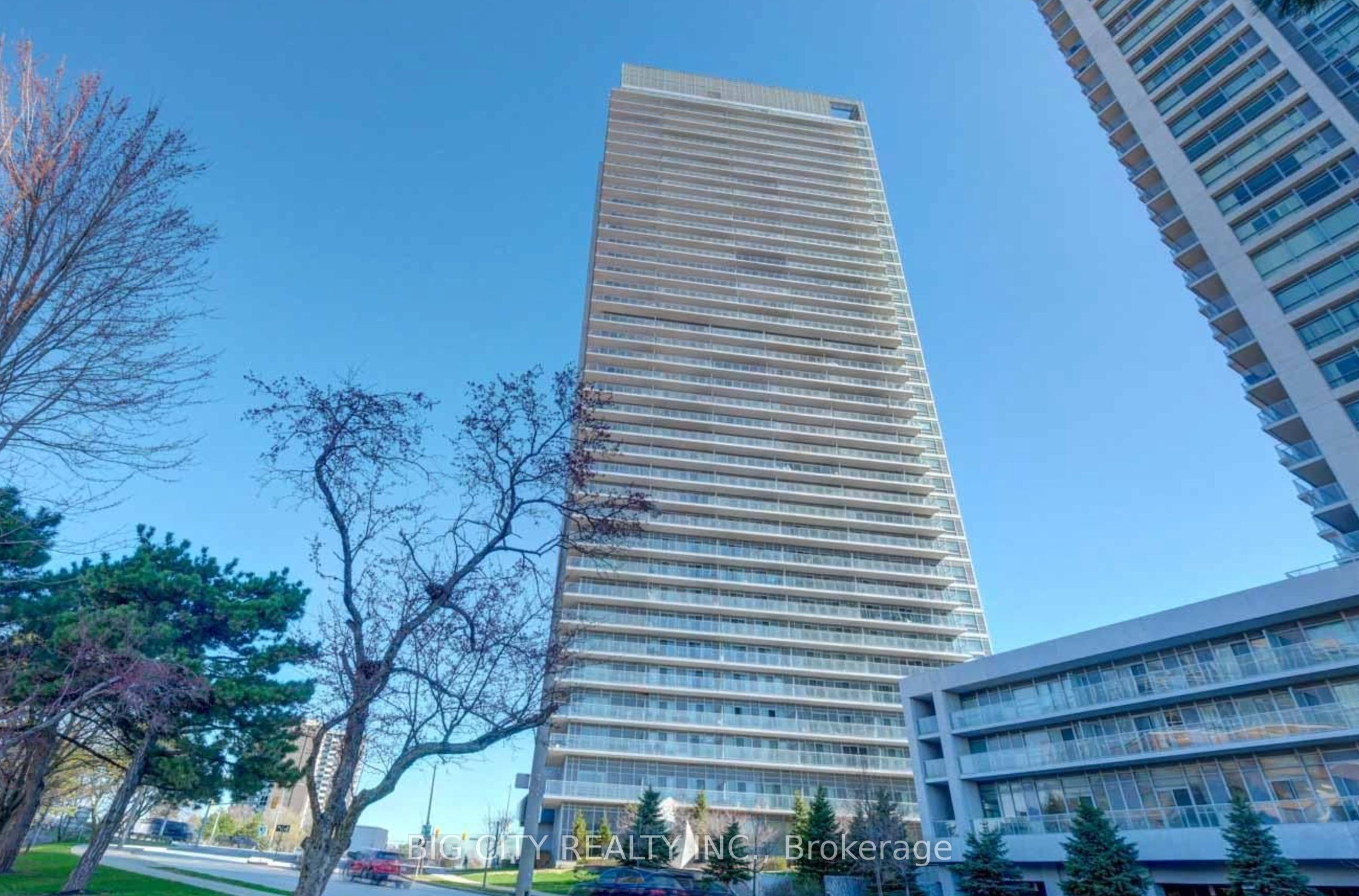 2015 Sheppard Avenue E 1211, Toronto, ON M2J 1W6 photo 2