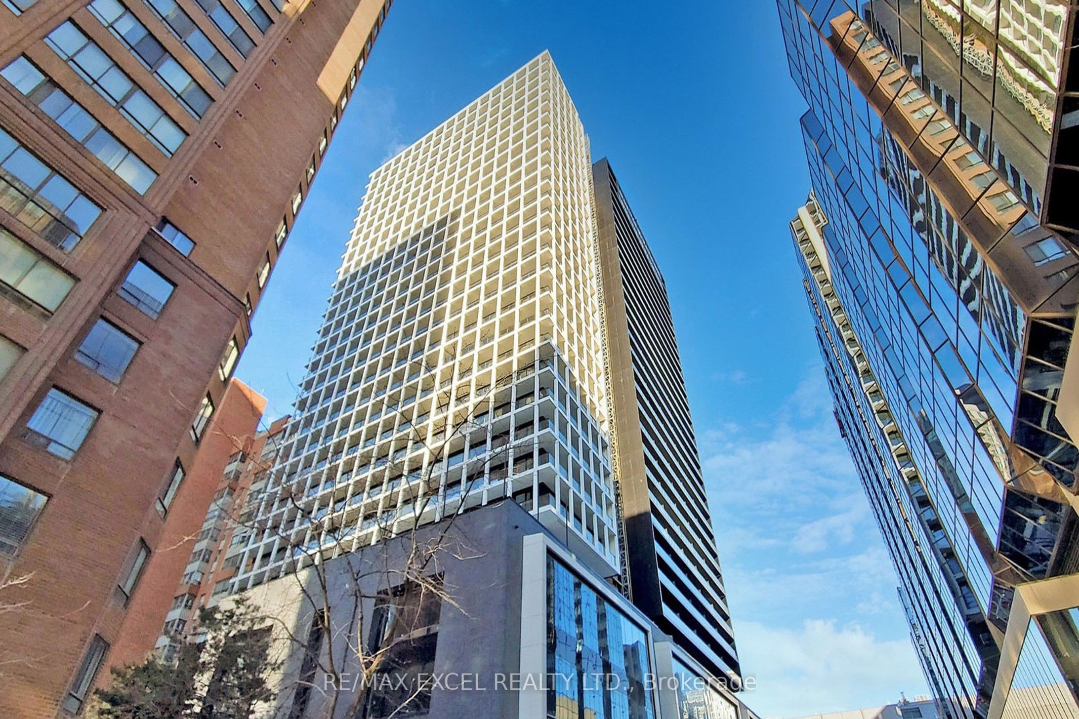 20 Edward Street 1420, Toronto, ON M5G 1C9