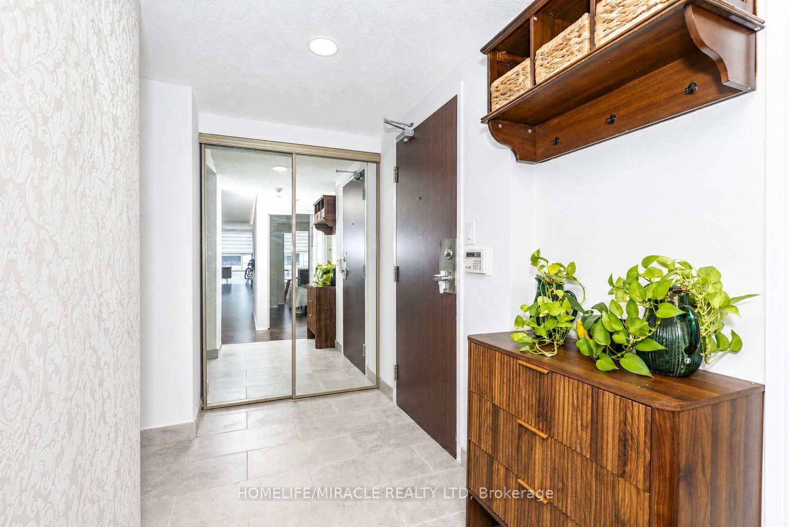 5785 Yonge Street 306, Toronto, ON M2M 4J2 photo 4