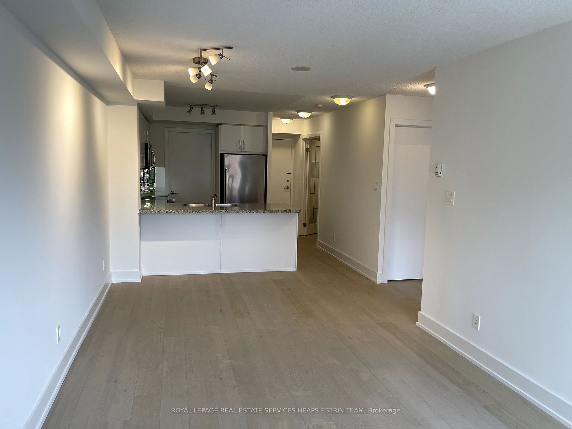 308 Palmerston Avenue 310, Toronto, ON M6J 3X9 photo 3