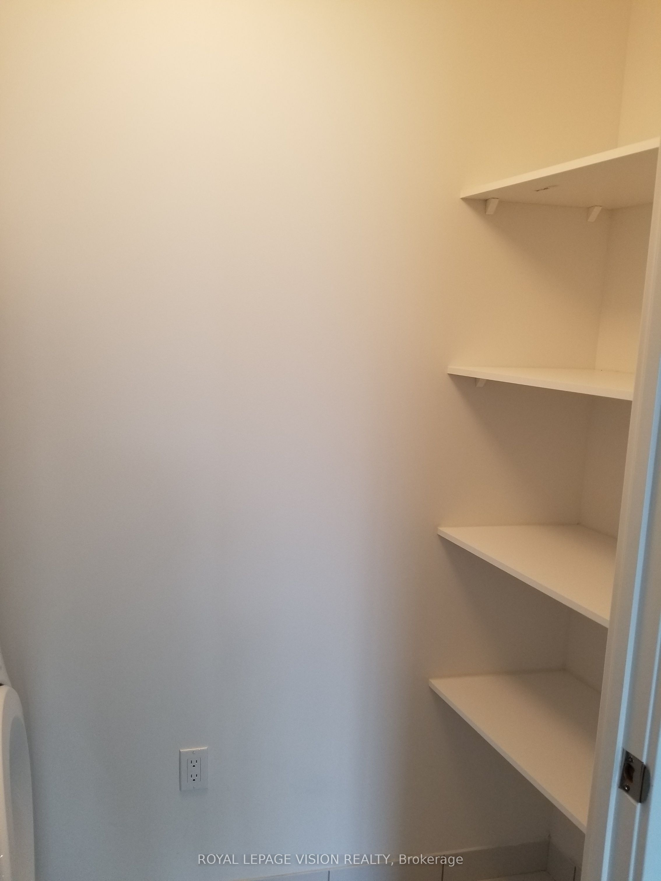 10 York Street 4413, Toronto, ON M5J 2Z2 photo 5