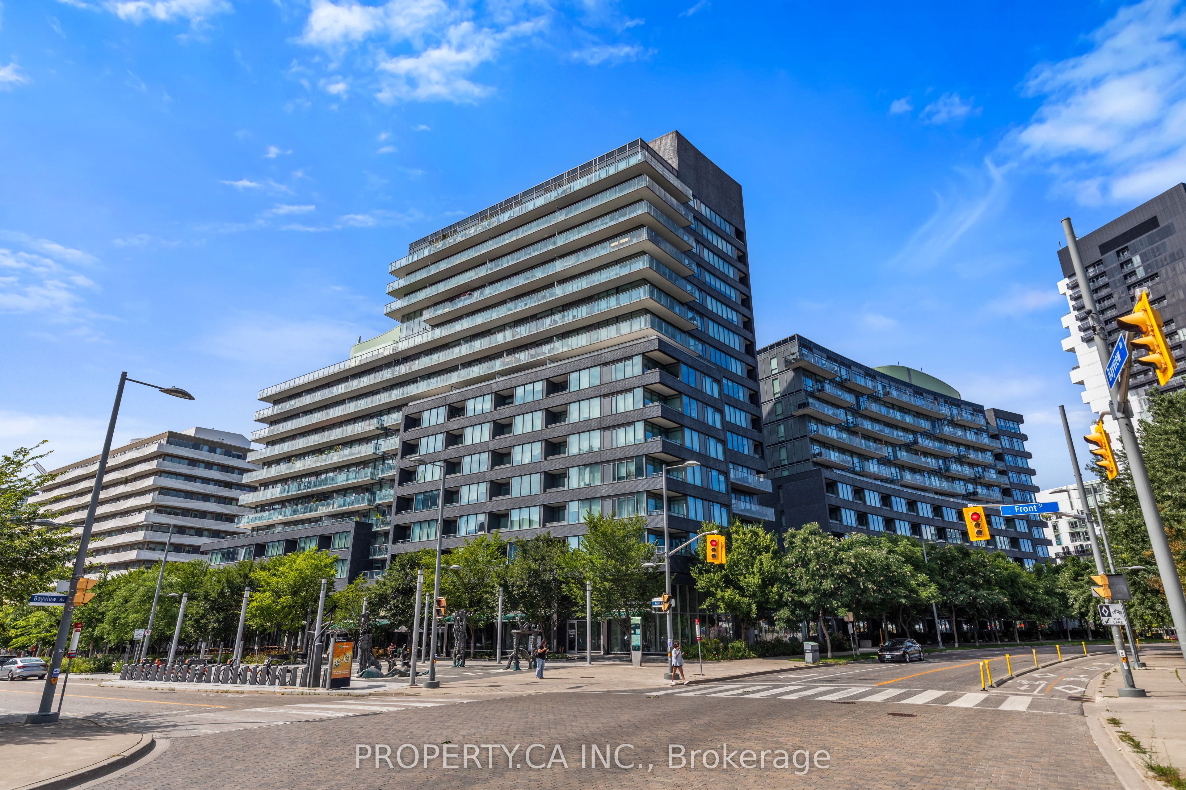 120 Bayview Avenue N122, Toronto, ON M5A 0G4