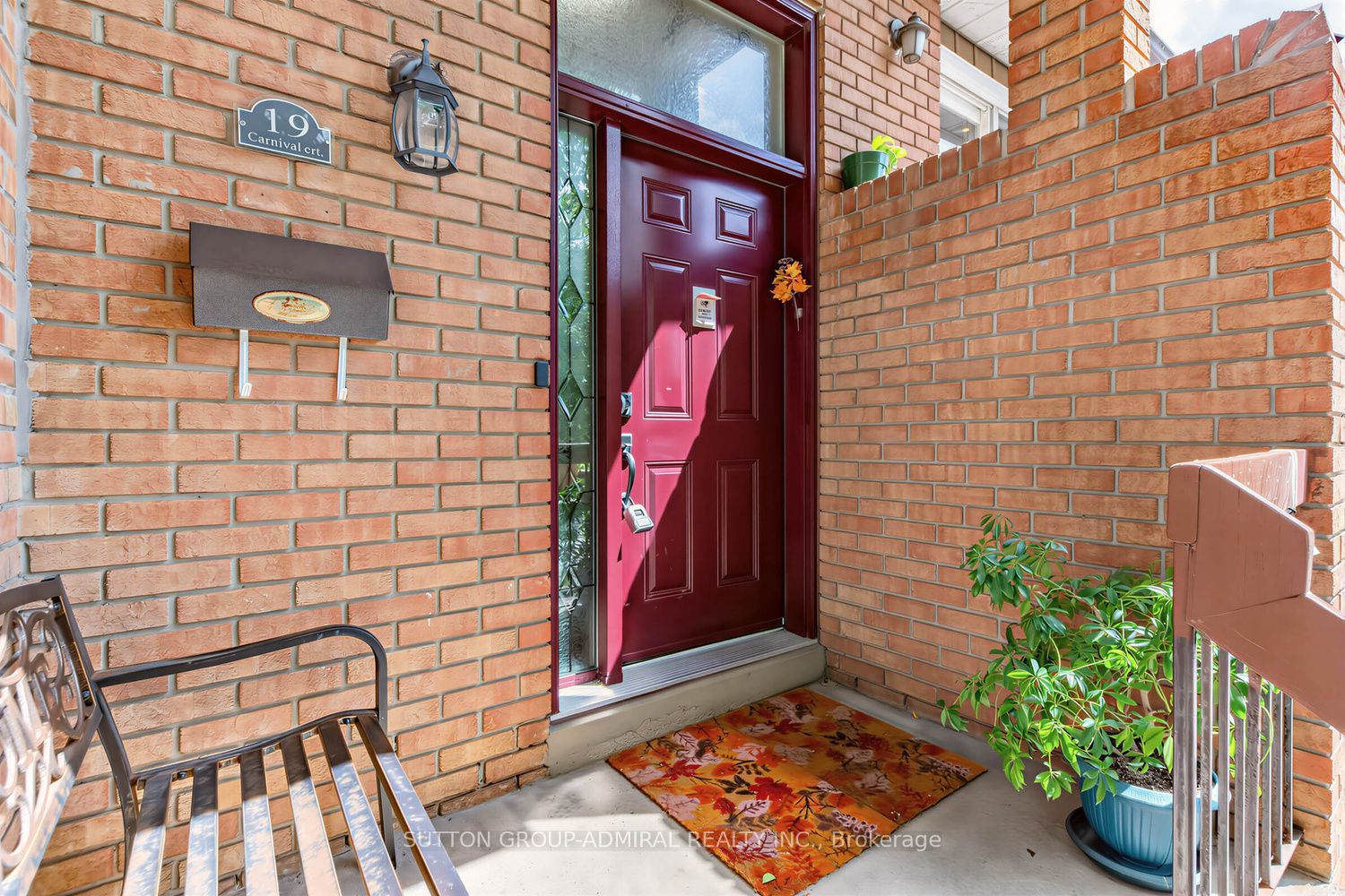 19 Carnival Court, Toronto, ON M2R 3T7 photo 3