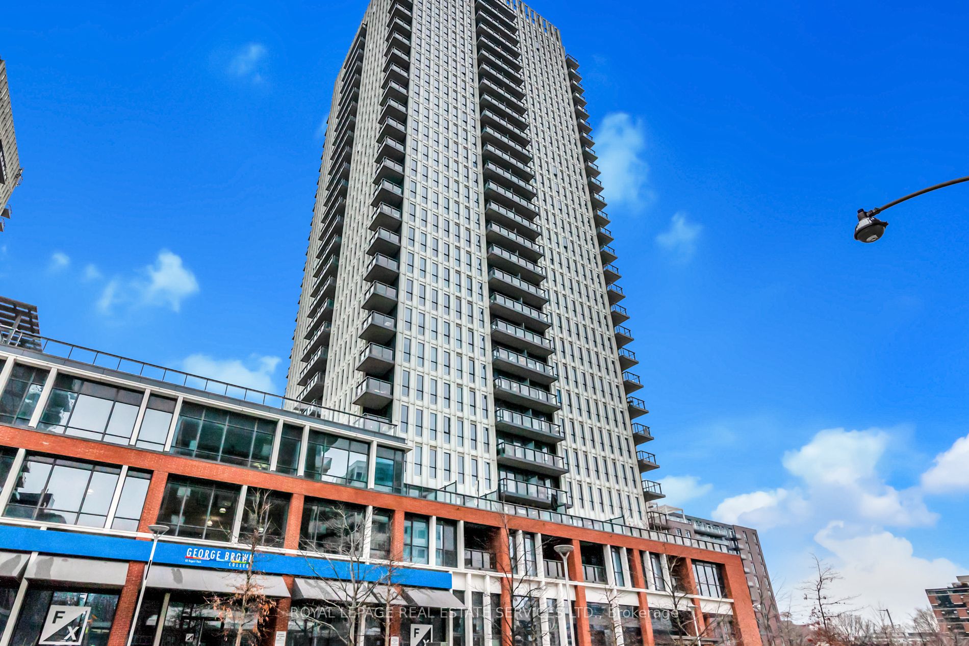 55 Regent Park Boulevard 2607, Toronto, ON M5A 0C2
