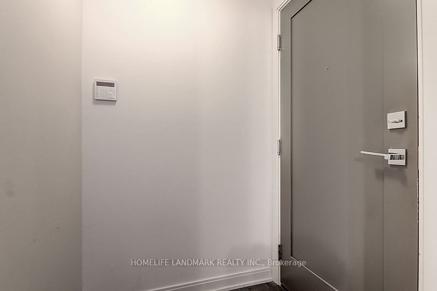 42 Charles Street E 2209, Toronto, ON M4Y 1N3 photo 4