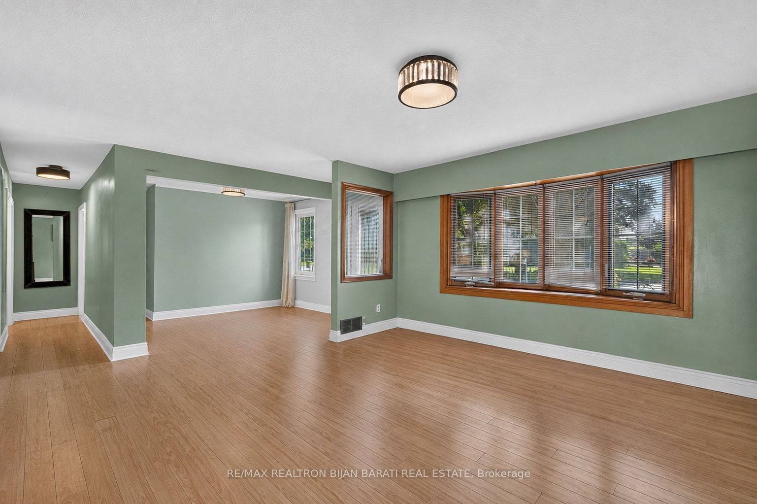 601 Conacher Drive, Toronto, ON M2M 3M9 photo 3