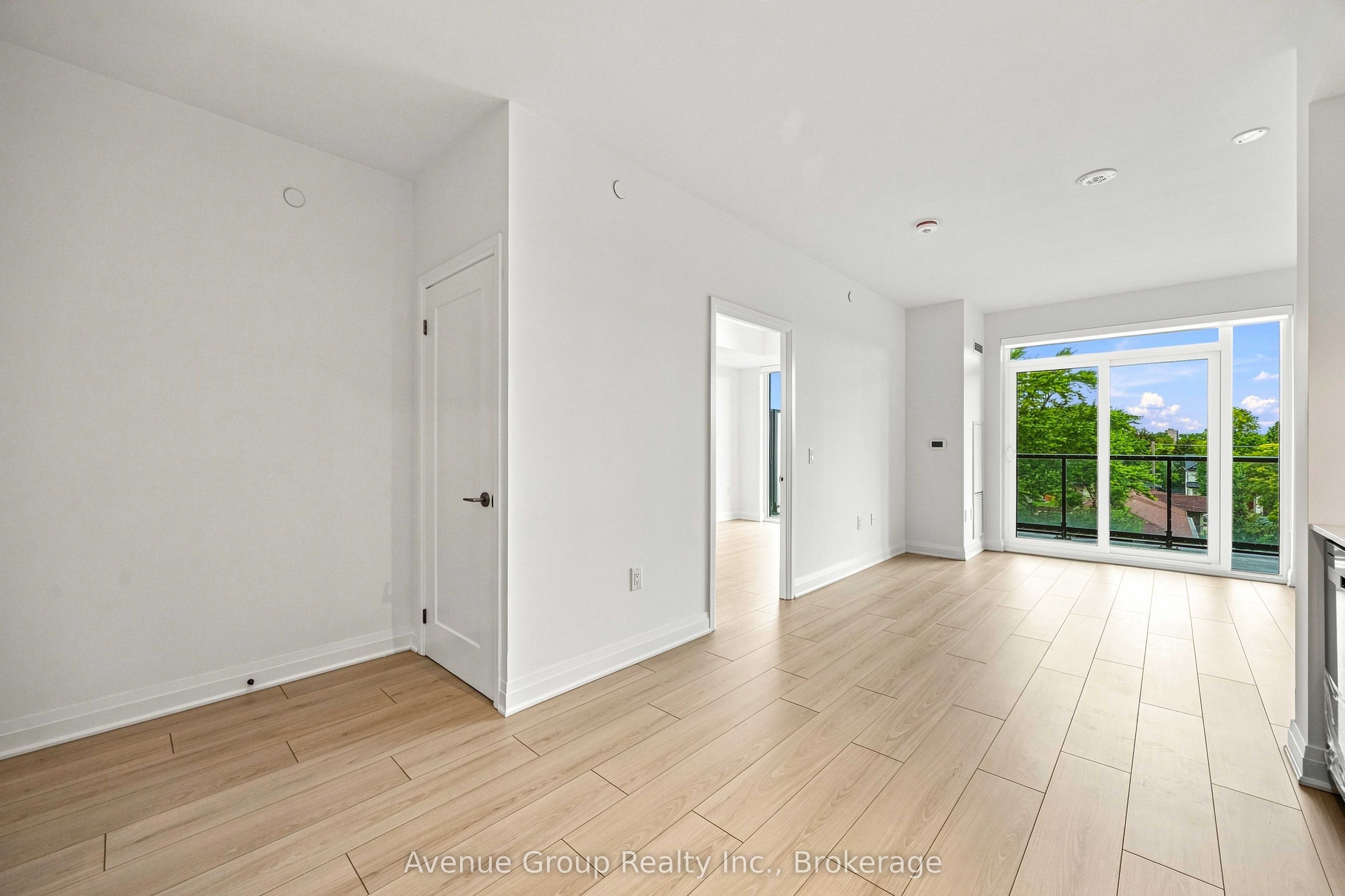 700 Sheppard Avenue W 414, Toronto, ON M3H 0G5 photo 4