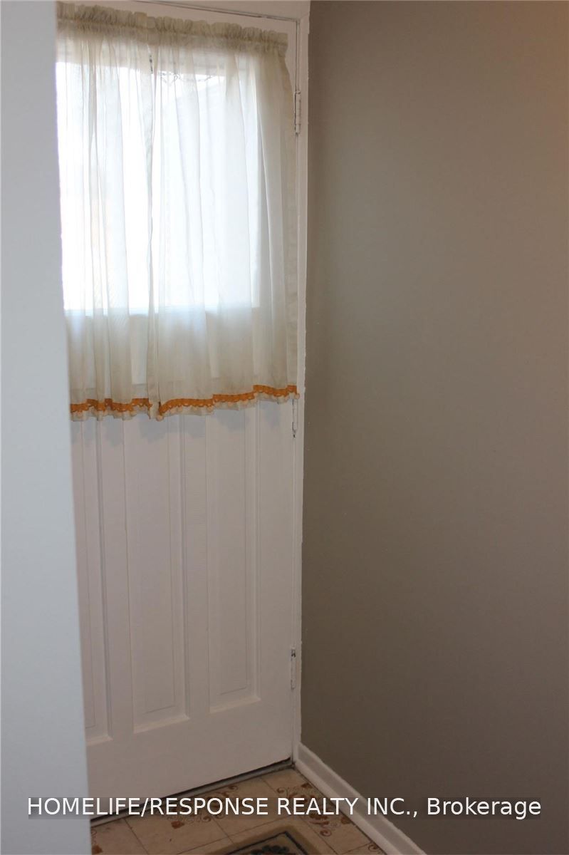 20 Nootka Crescent Lower, Toronto, ON M2H 2X6 photo 3