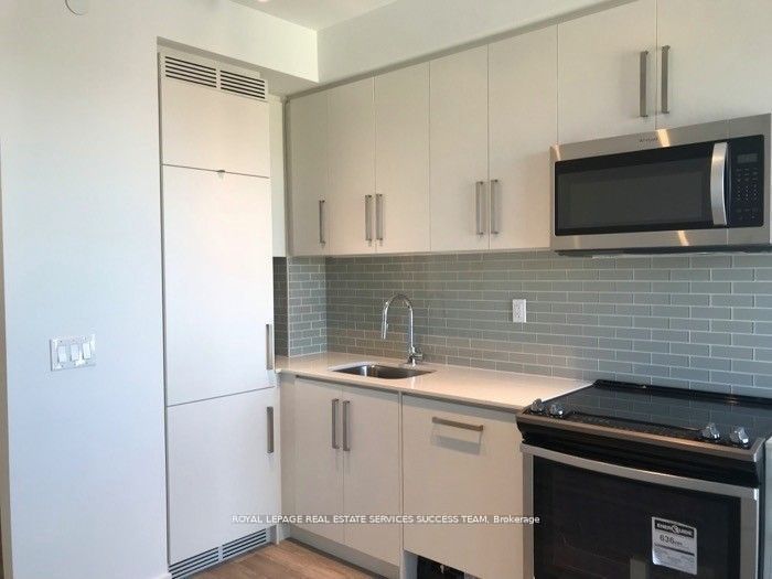 5180 Yonge Street 2205, Toronto, ON M2N 5P6 photo 2