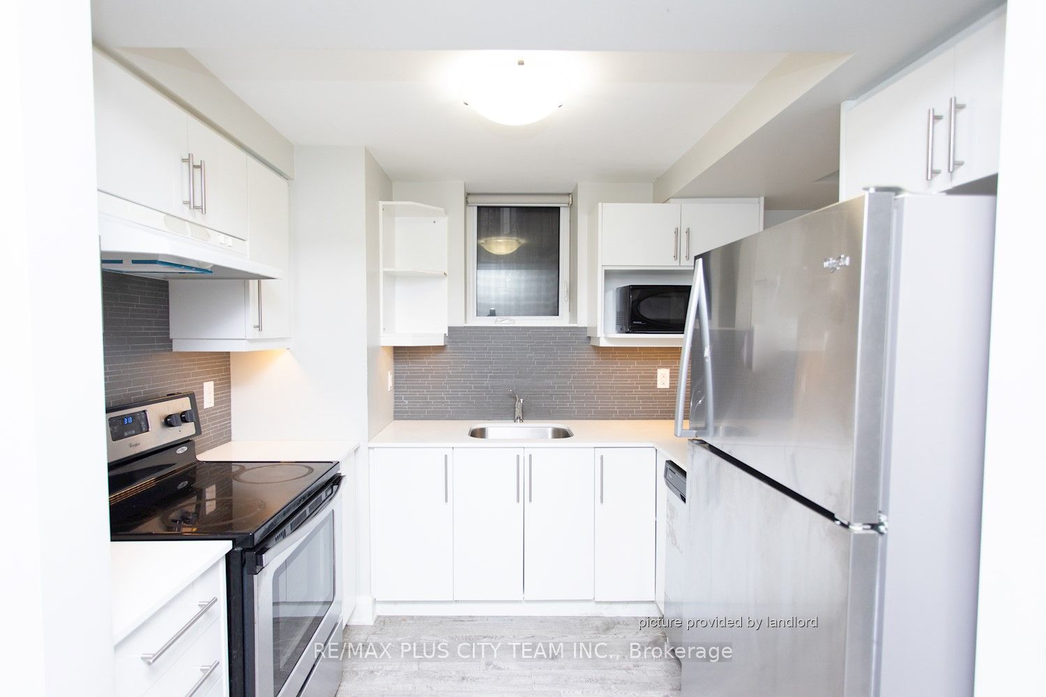 686 Bathurst Street L06, Toronto, ON M5S 2R3 photo 5
