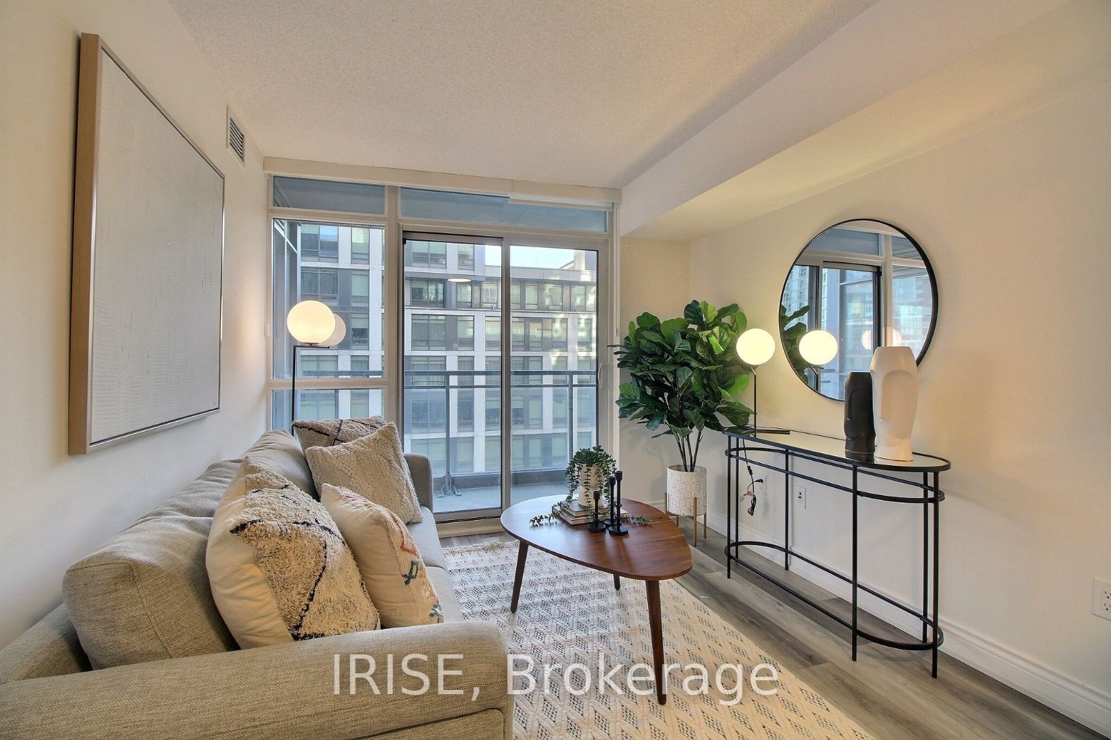 151 Dan Leckie Way 609, Toronto, ON M5V 4B2 photo 3