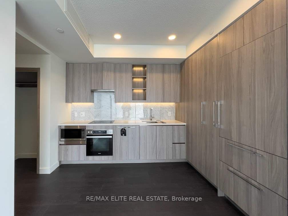 85 Mcmahon Drive 1606, Toronto, ON M2K 0H2 photo 5