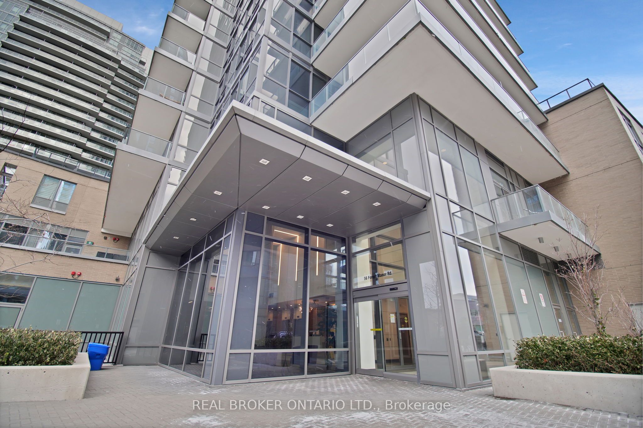 56 Forest Manor Road 2808, Toronto, ON M2J 0E5 photo 2