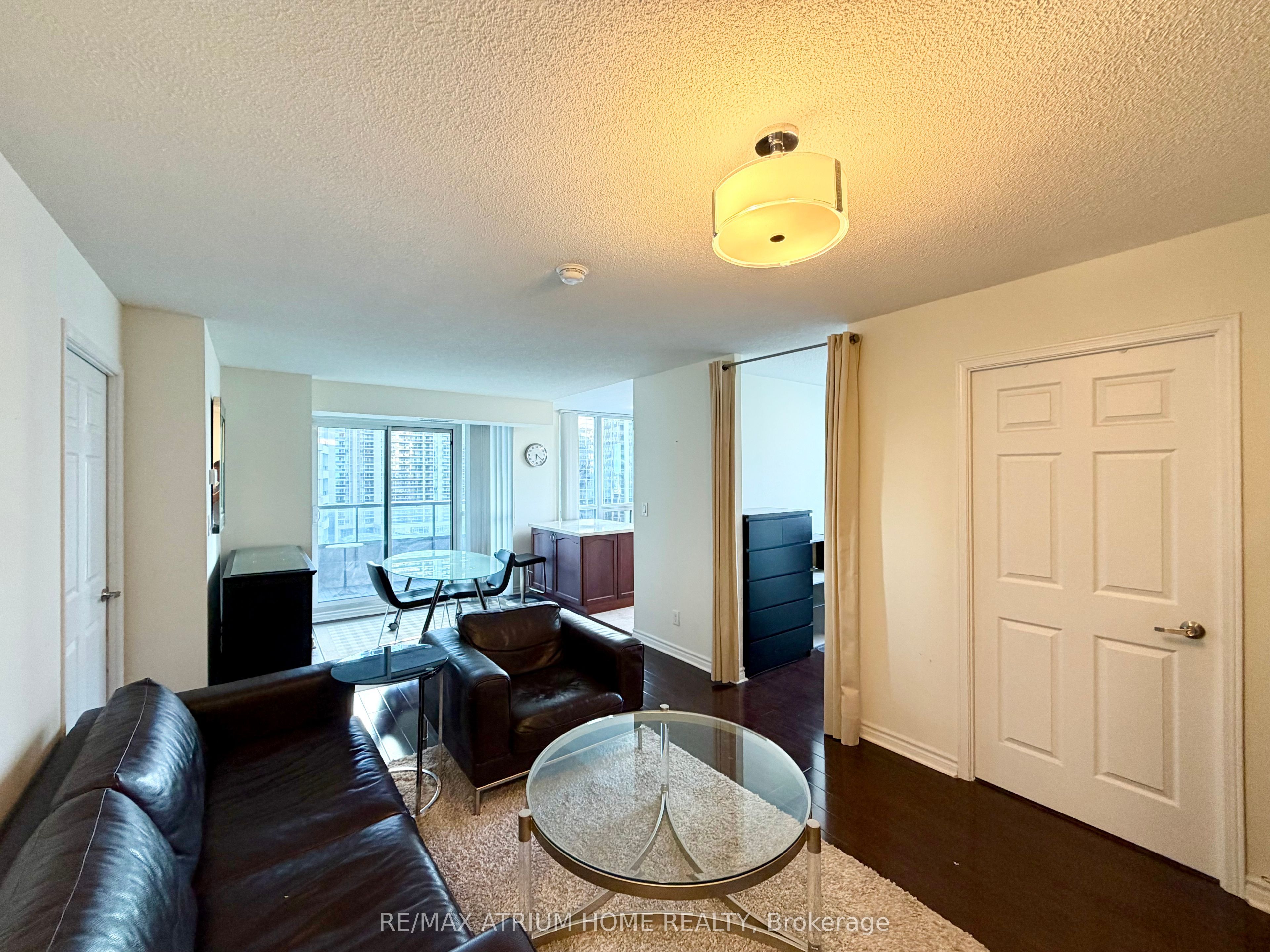 35 Hollywood Avenue 1219, Toronto, ON M2N 0A9 photo 2