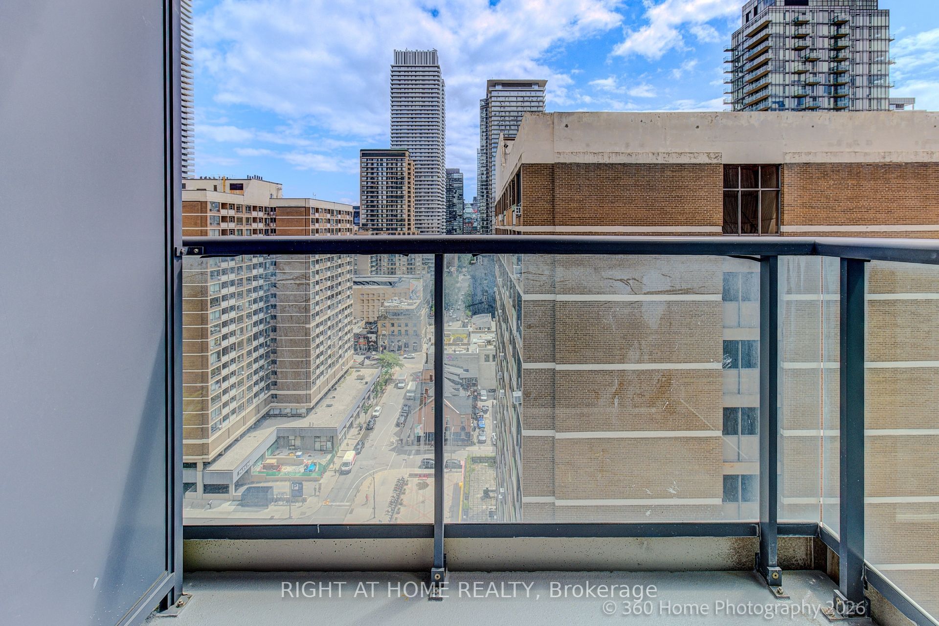1121 Bay Street 1907, Toronto, ON M5S 2B3 photo 5