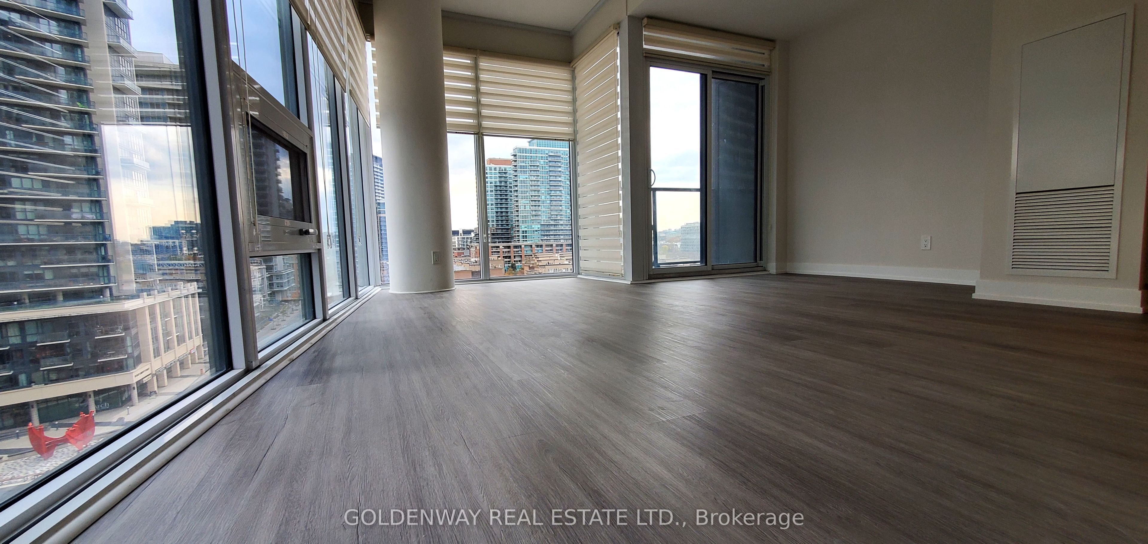 19 Western Battery Road 707, Toronto, ON M6K 3S4 photo 4